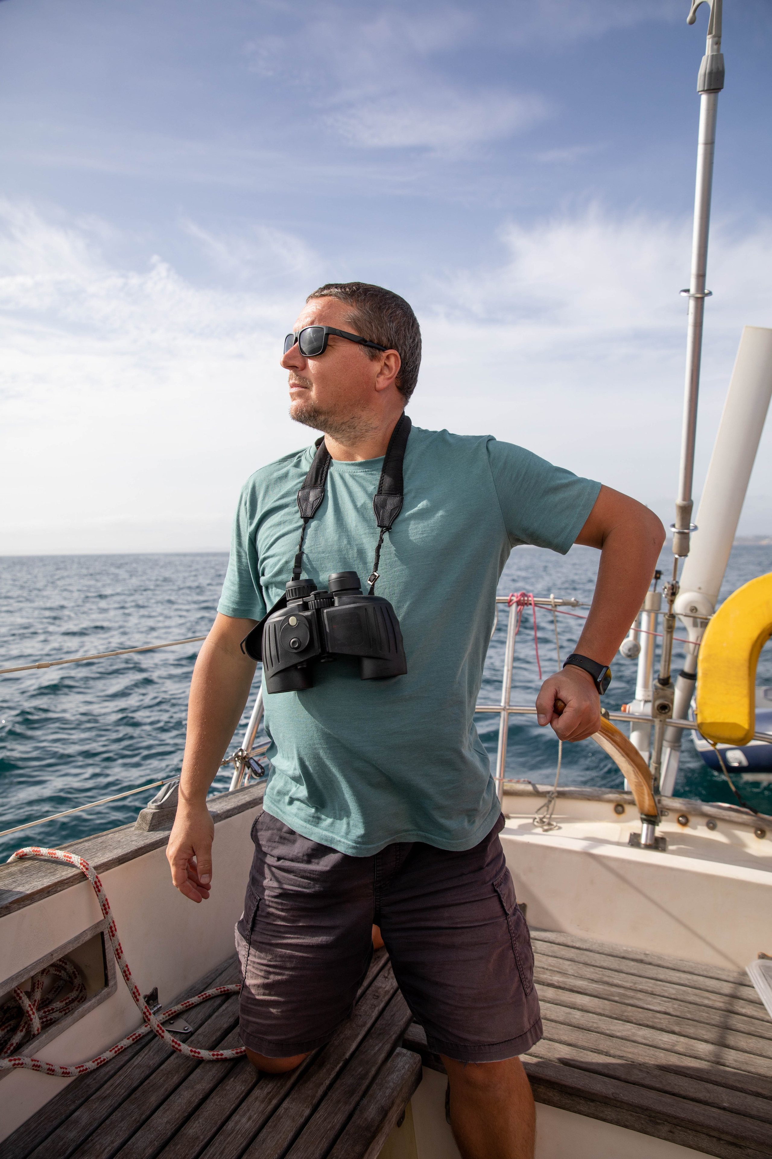 Photo trip of families with children on a sailing yacht.