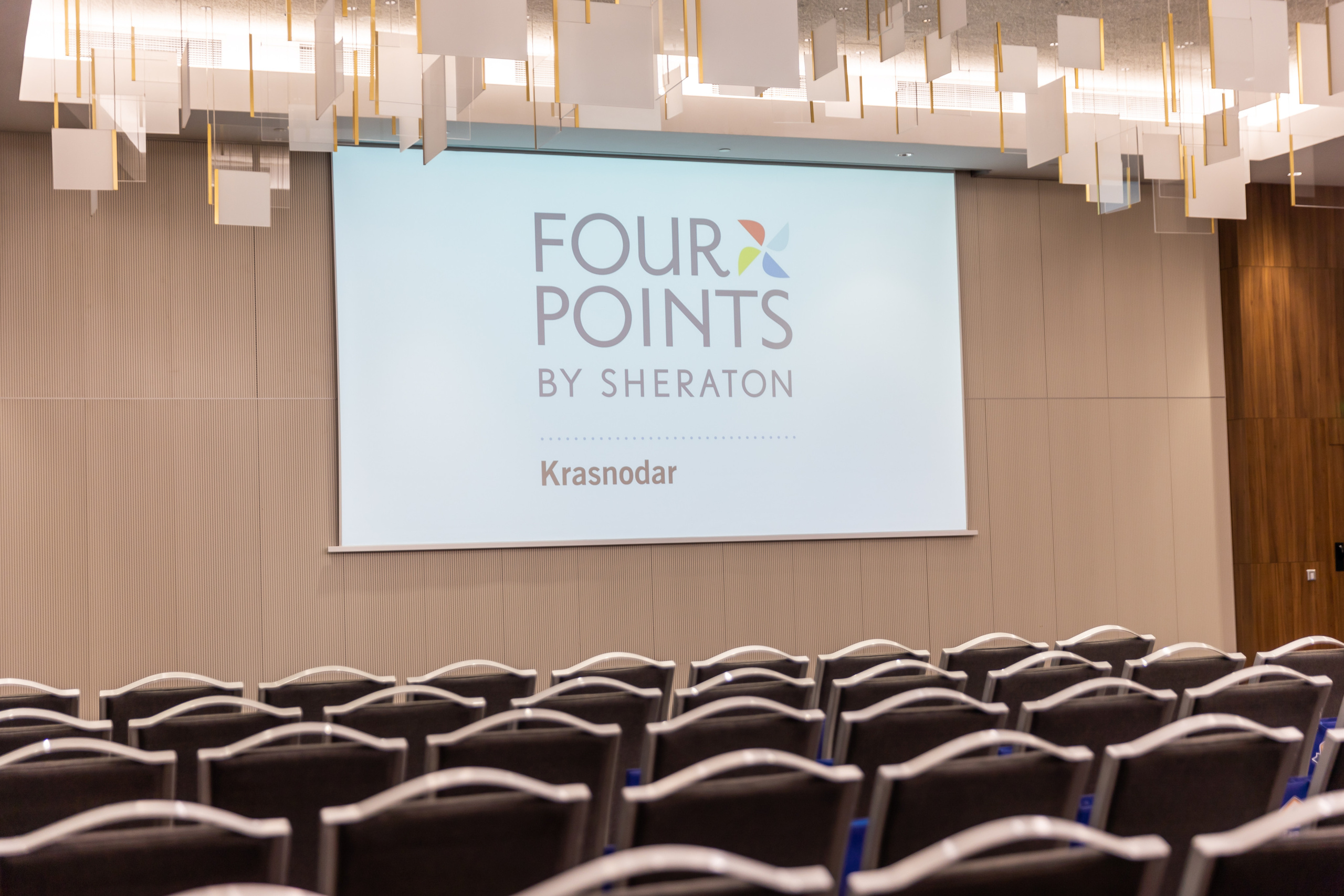 Репортажная фотосъёмка Краснодар , репортажный фотограф Краснодар, фотосъёмка выставки, фото репортаж, фотосъёмка конференция , фотограф Лагута Надежда, репортажный фотограф Краснодар. 