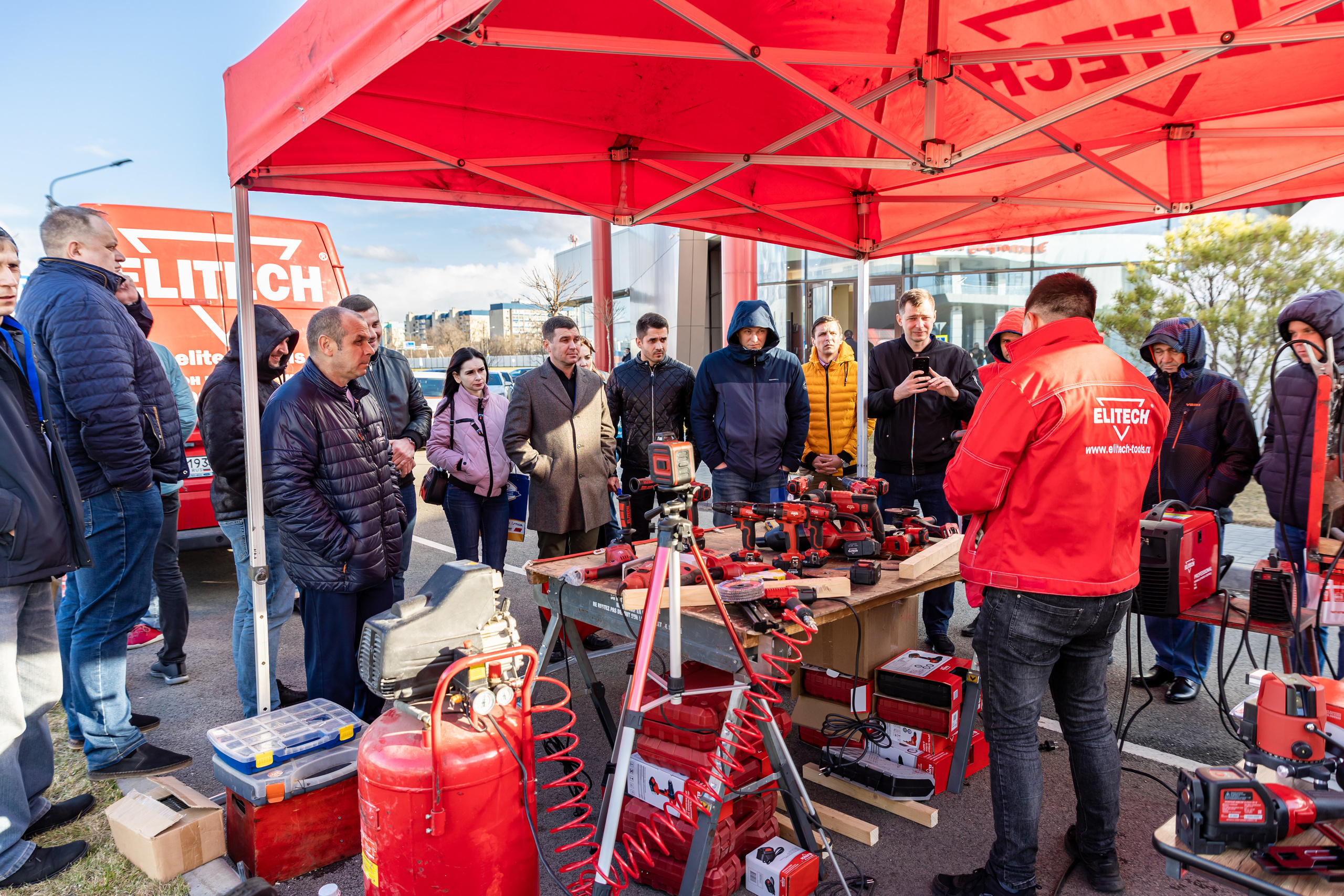 Репортажная фотосъёмка Краснодар , репортажный фотограф Краснодар, фотосъёмка выставки, фото репортаж, фотосъёмка конференция , фотограф Лагута Надежда, репортажный фотограф Краснодар. 