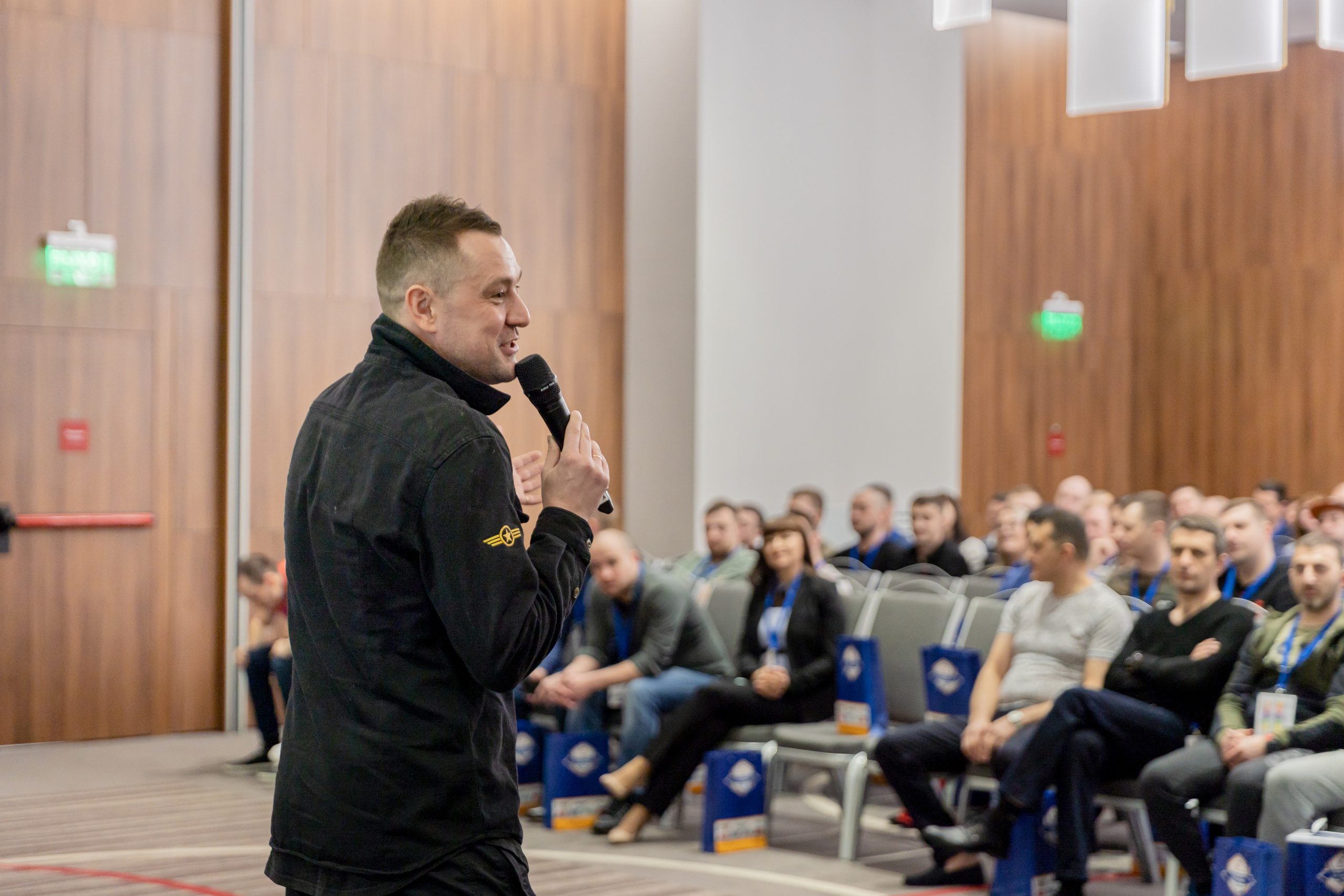 Репортажная фотосъёмка Краснодар , репортажный фотограф Краснодар, фотосъёмка выставки, фото репортаж, фотосъёмка конференция , фотограф Лагута Надежда, репортажный фотограф Краснодар. 