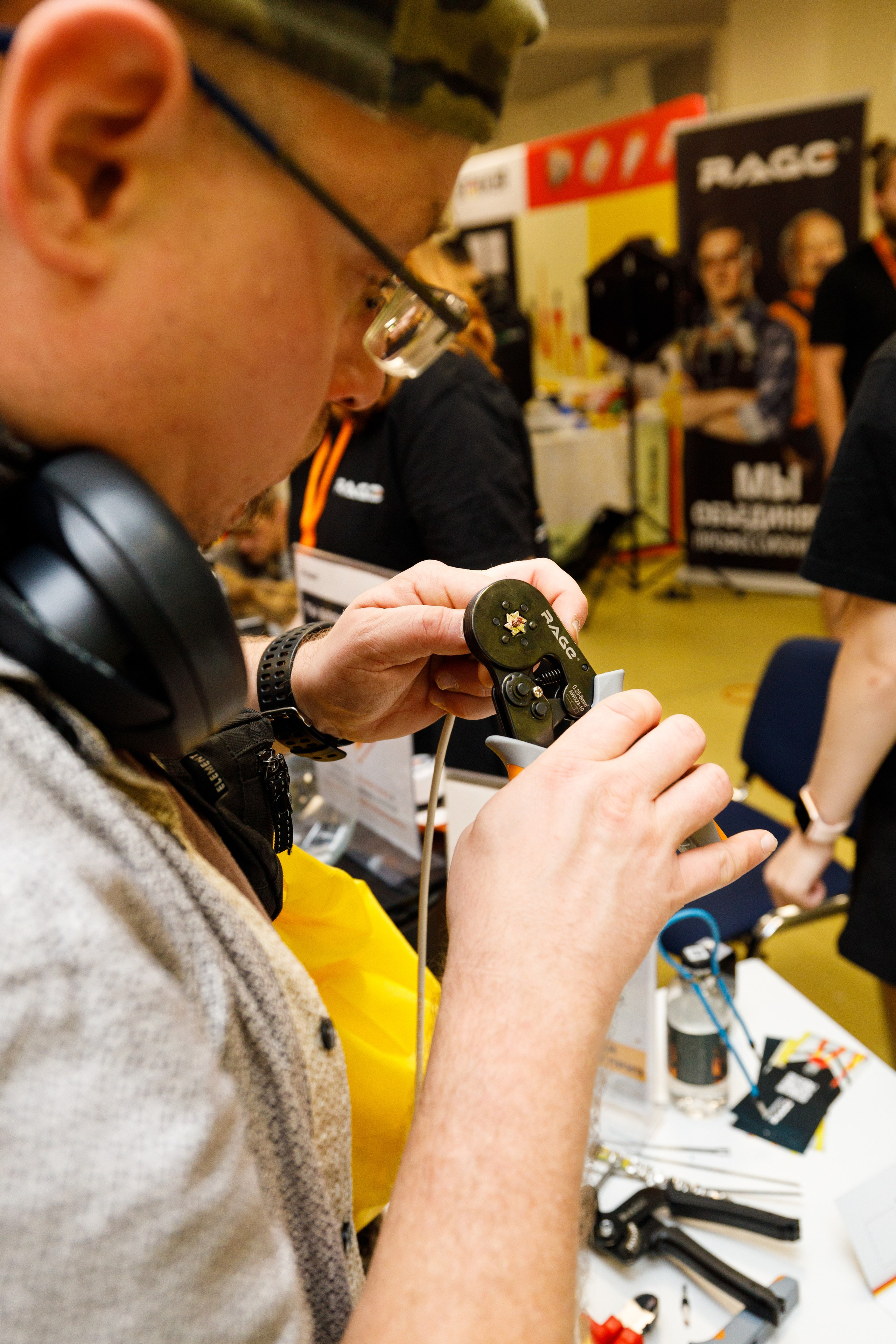 Съёмка стенда на выставке. Фотограф на мероприятие в Москве Марик