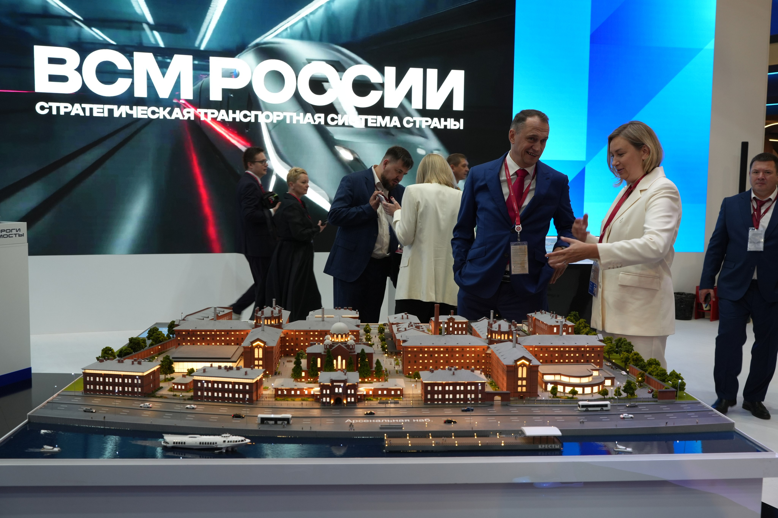 ПМЭФ 2026. Фотограф-видеограф в Санкт-Петербурге Владимир Нестеров