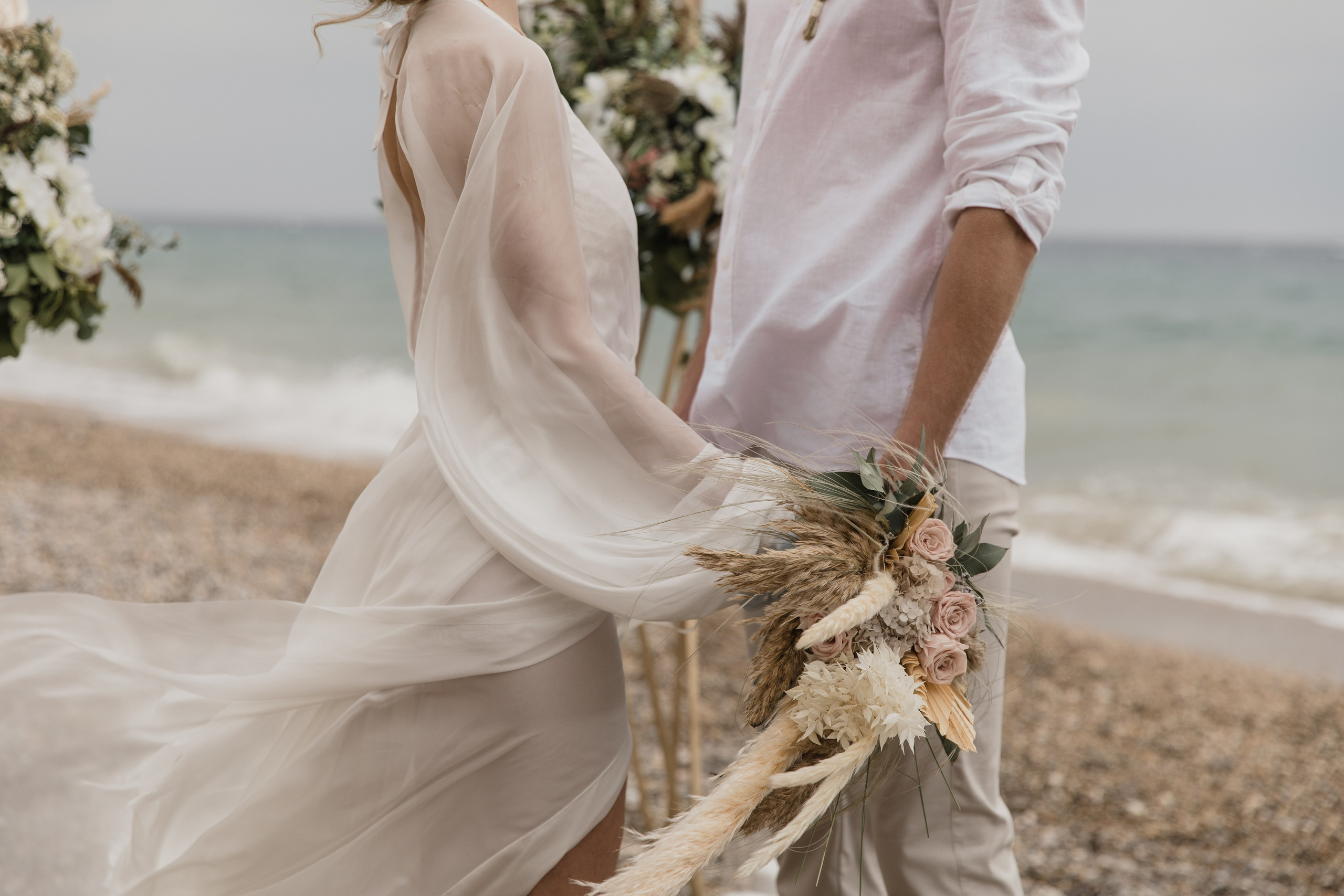 На берегу моря…. СВАДЕБНЫЙ ФОТОГРАФ В КРЫМУ И СЕВАСТОПОЛЕ