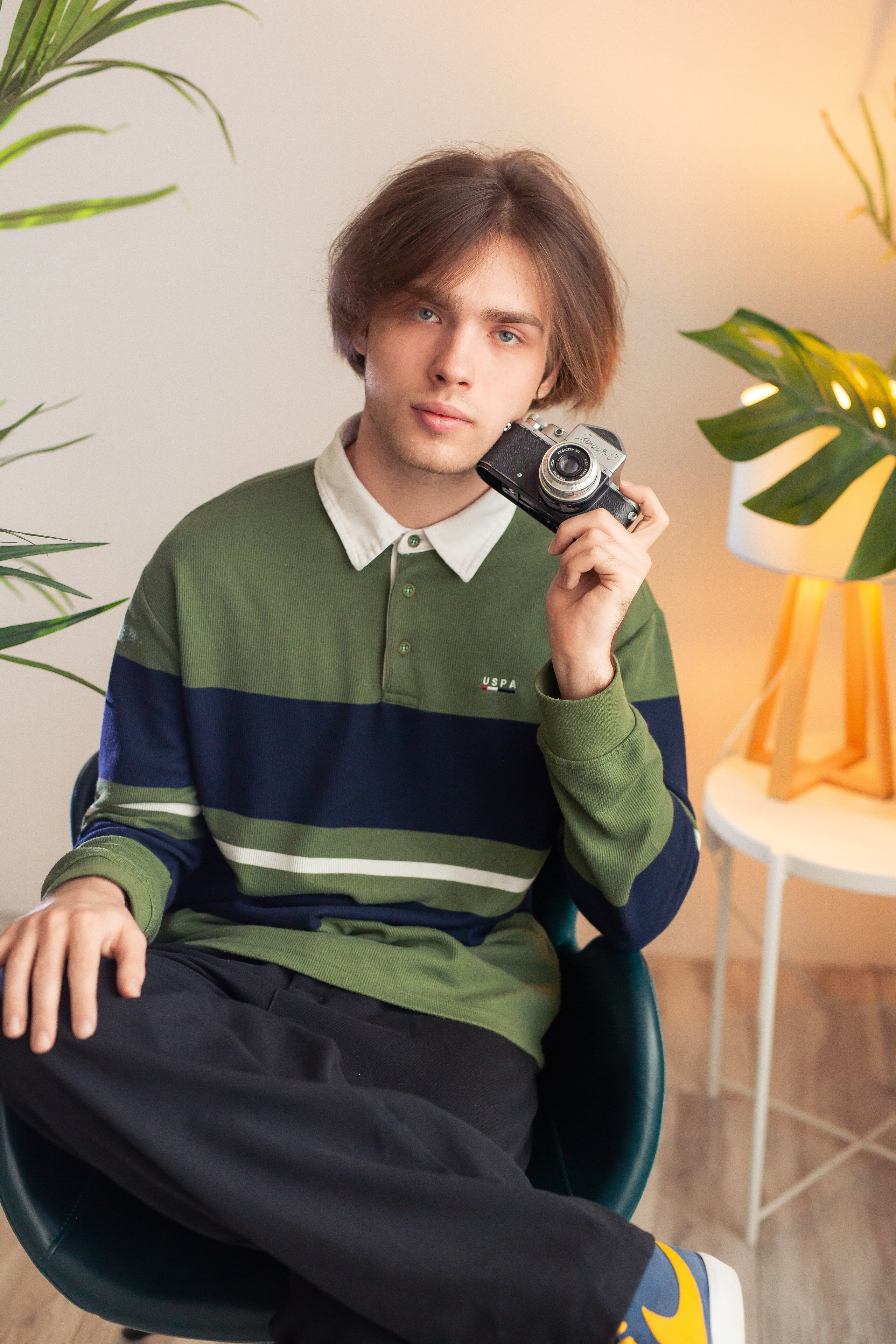 Школьникам. Антон и Татьяна Денисенко