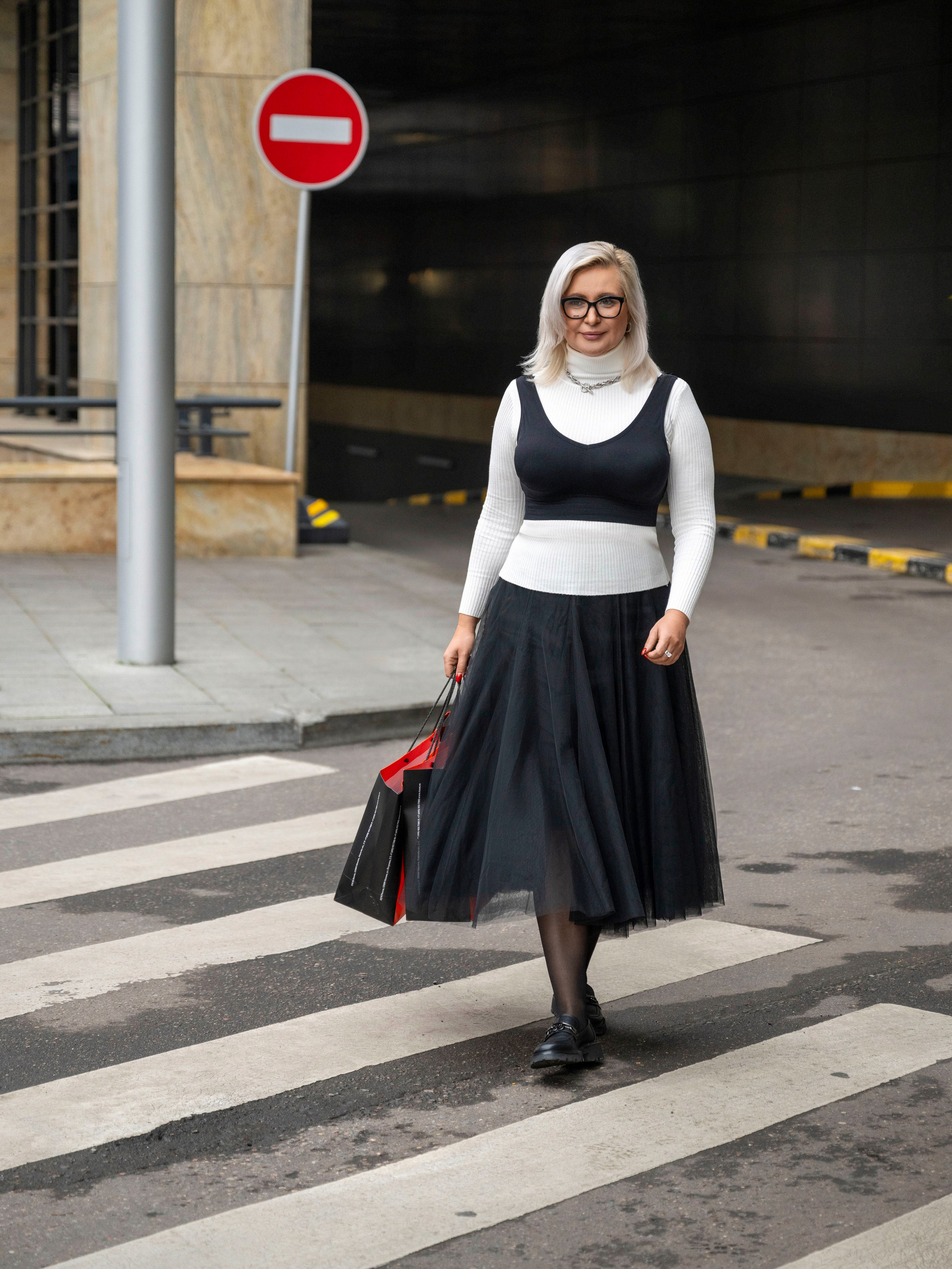 Предметная съемка, съемка для маркетплейсов, съемка для маркетплейсов с моделью, съемка для маркетов, съемка для каталога, съемка для Озон (OZON), съемка для wb, съемка для Wildberries. Фотосъемка для маркетплейсов в Екатеринбурге, Москве