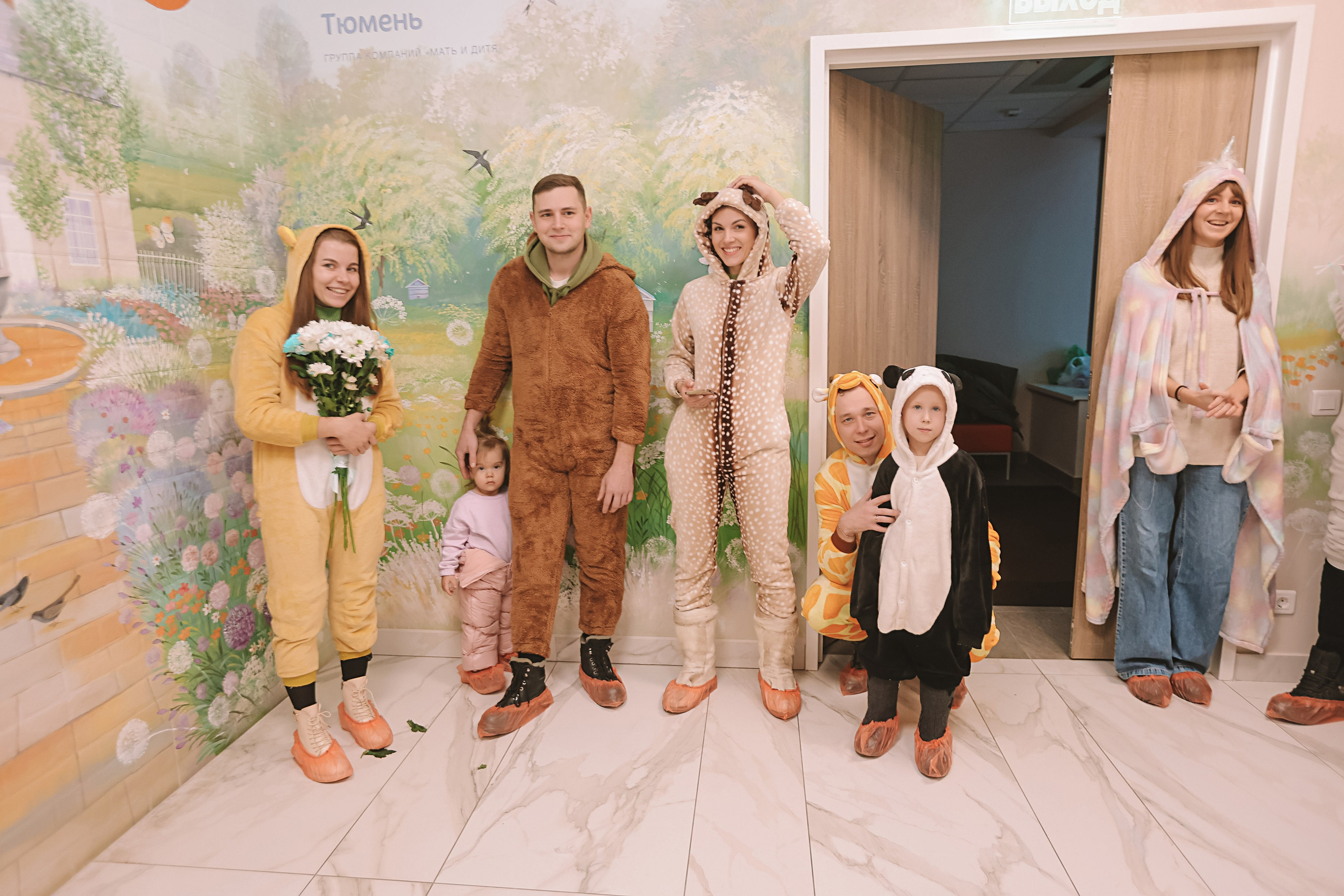 Выписка Мид. Семейный фотограф Тюмень, фотограф на роды Салмина Мария