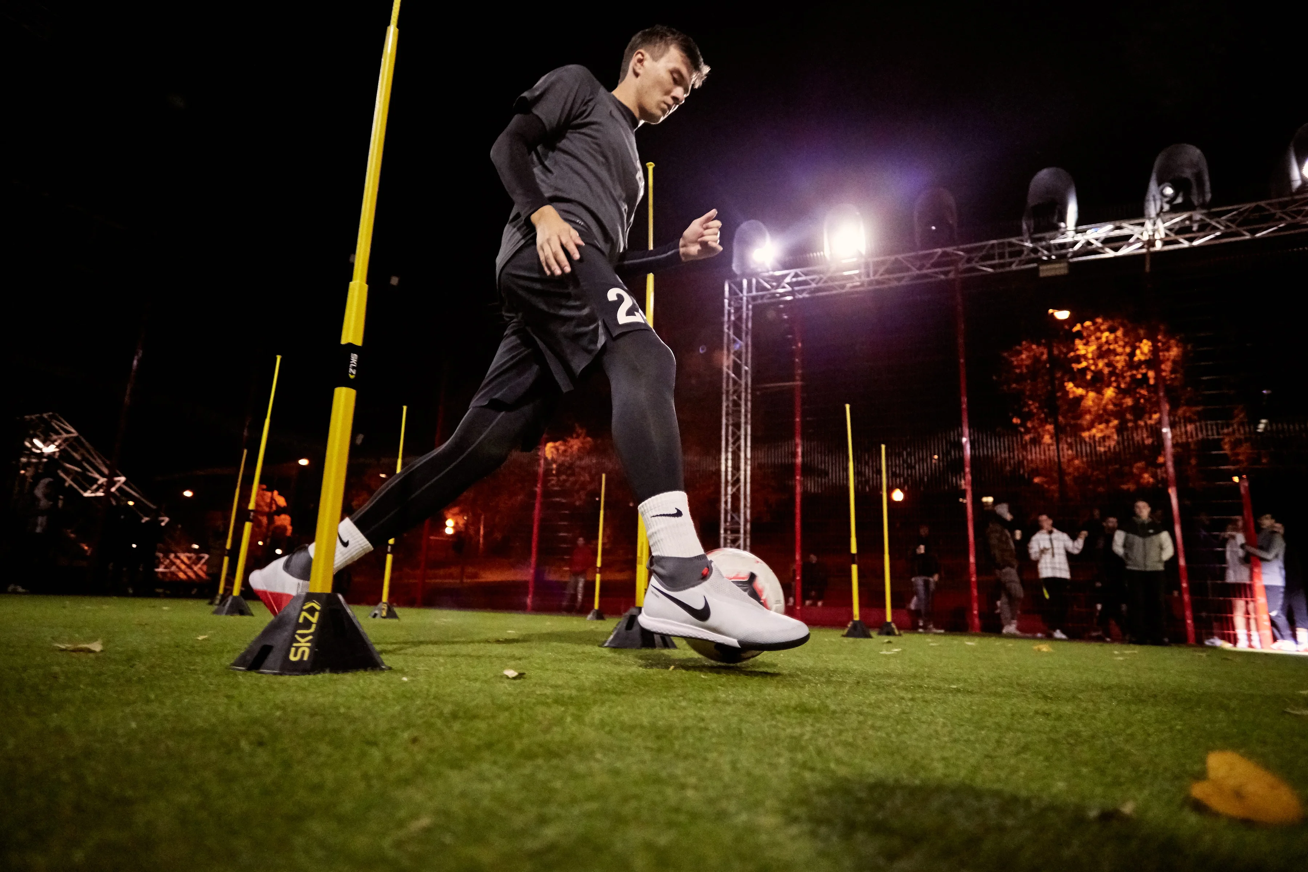 Nike Phantom campaign. Спортивный и бизнес фотограф Арсений Голышкин