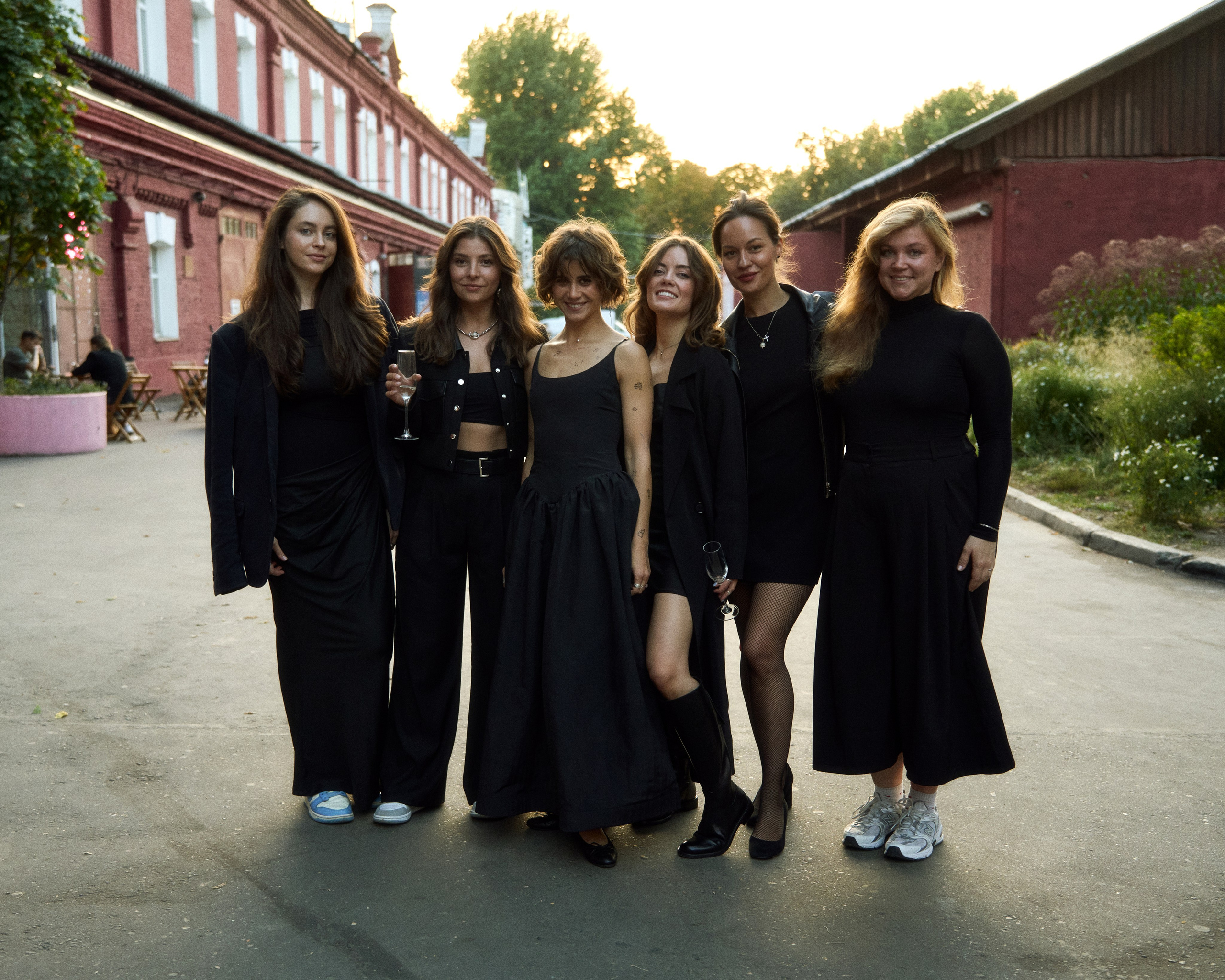 BIRTHDAY PARTY. ANNA — PHOTOGRAPHER