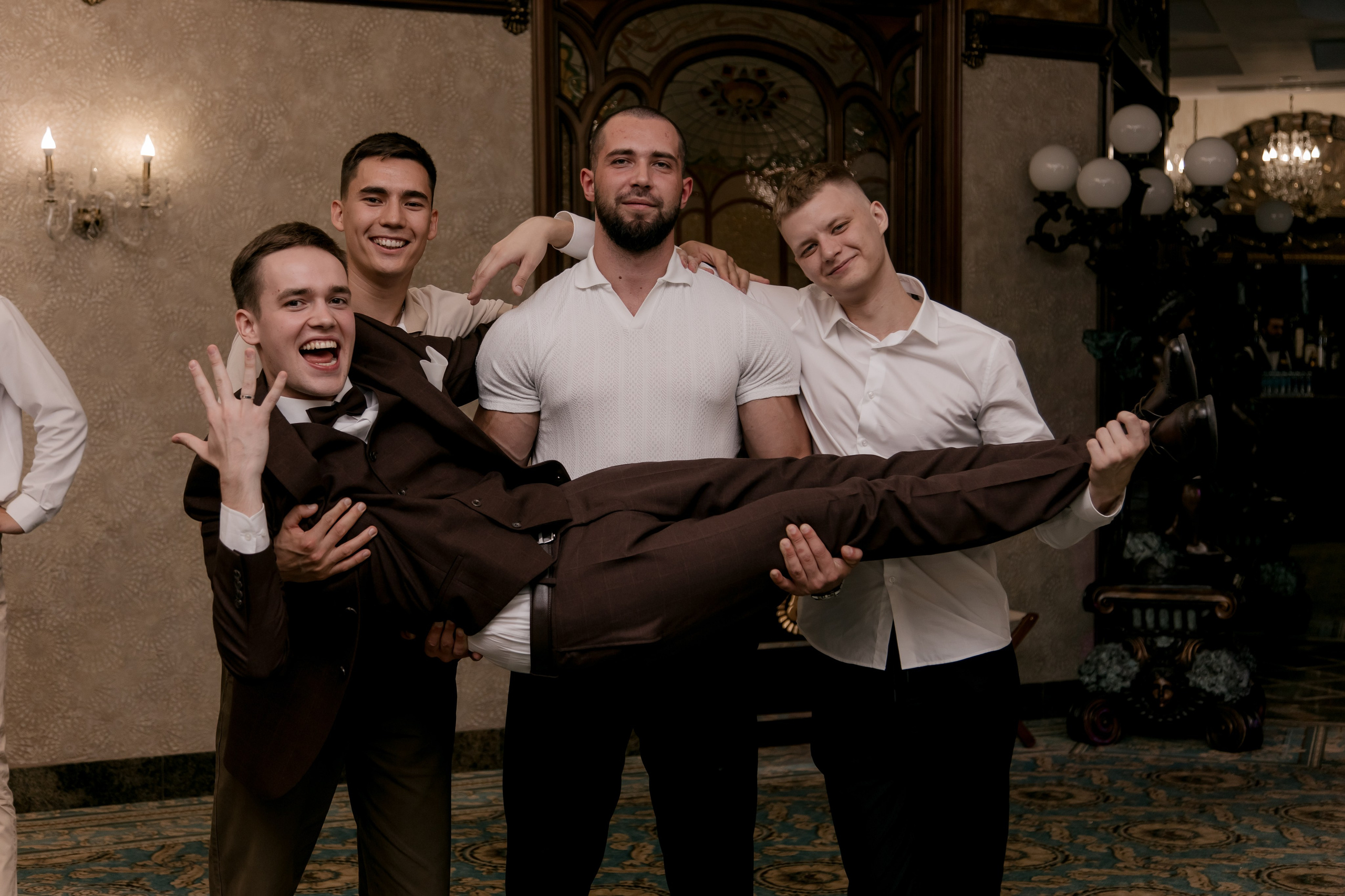 Александра и Арсений. Свадебный фотограф Челябинск