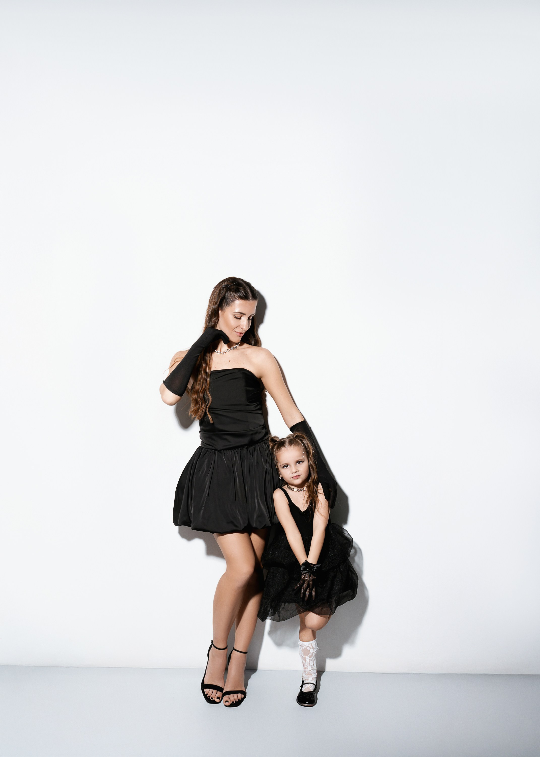 УЛЬЯНЕ 5 ЛЕТ. Женский портрет