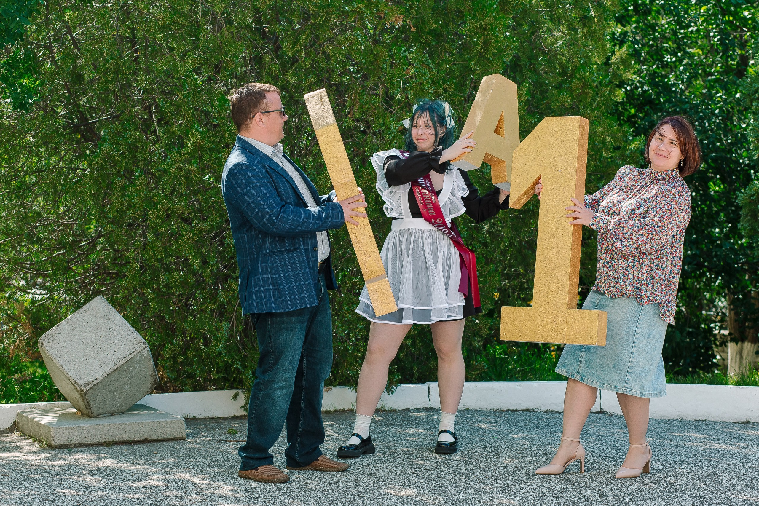 11 класс 33 школа. Выпускные альбомы Натальи Бутко: Новороссийск, Анапа, Геленджик