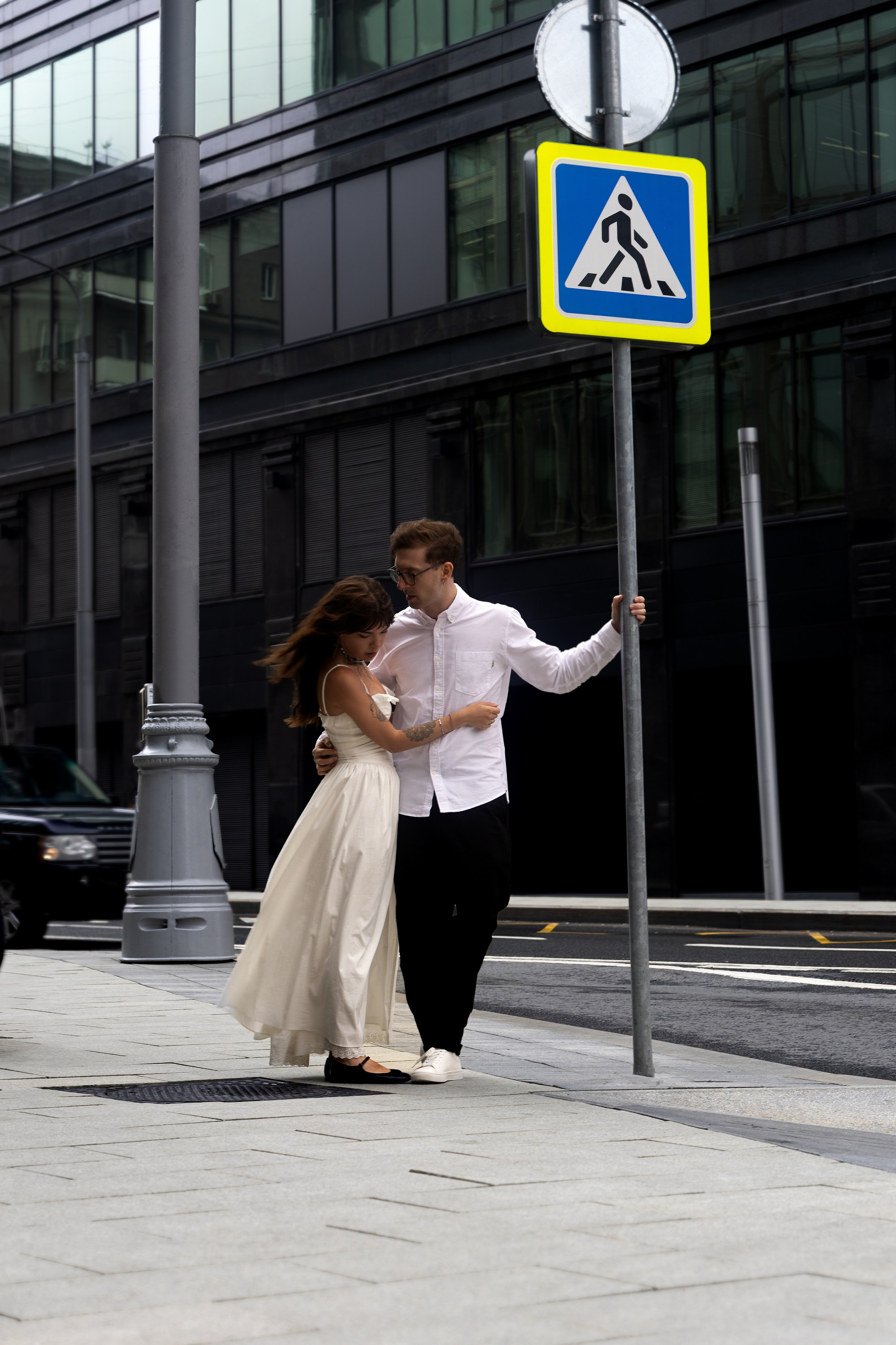 Свадебная Прогулка Виктория и Артем. Портретный Студийный и уличный фотограф Москва. Индивидуальные, Семейные, Беременность, Будуар, Каталог, контент съемки для блога и бизнеса