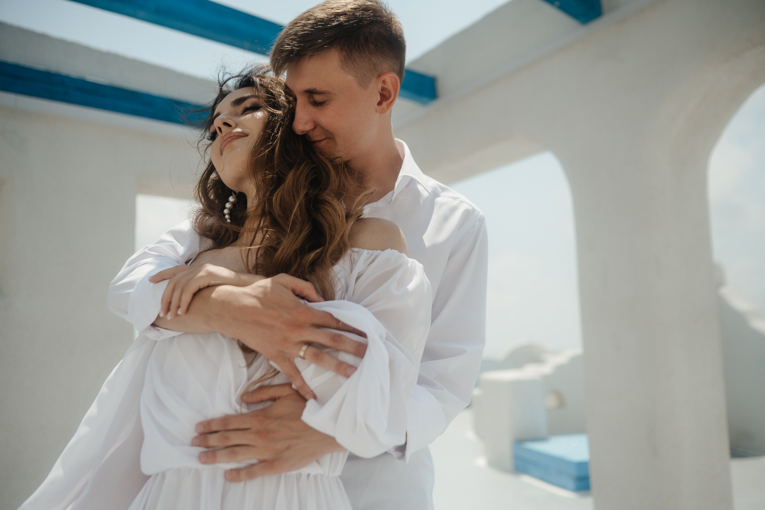 Свадебная фотосъемка в старинном отеле в Крымском Санторини. Свадебный и семейный фотограф и видеограф, Крым, Москва, Санкт -Петербург