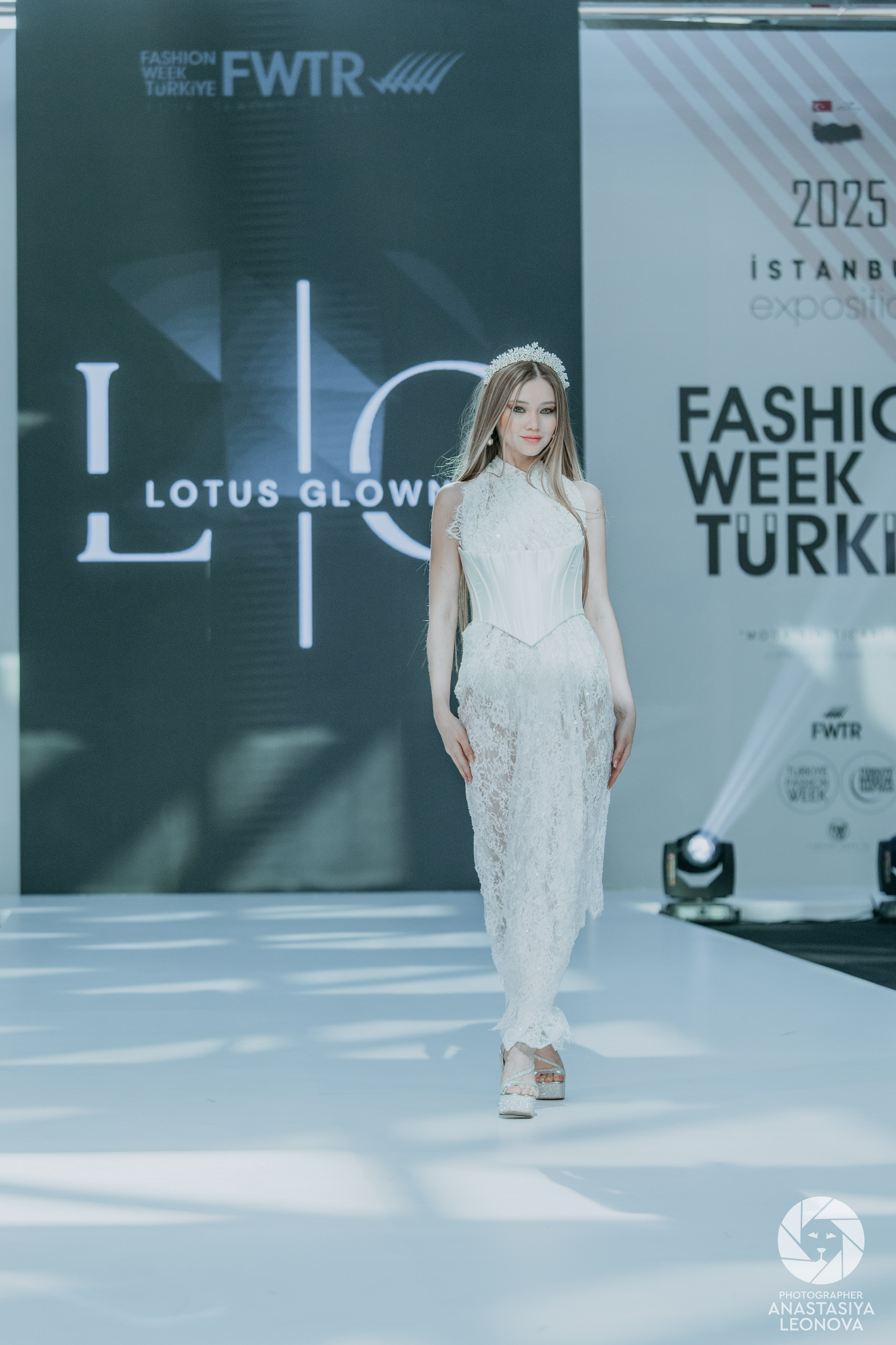 Fashion Week Türkiye [spring, 2025]. Anastasia Leonowa