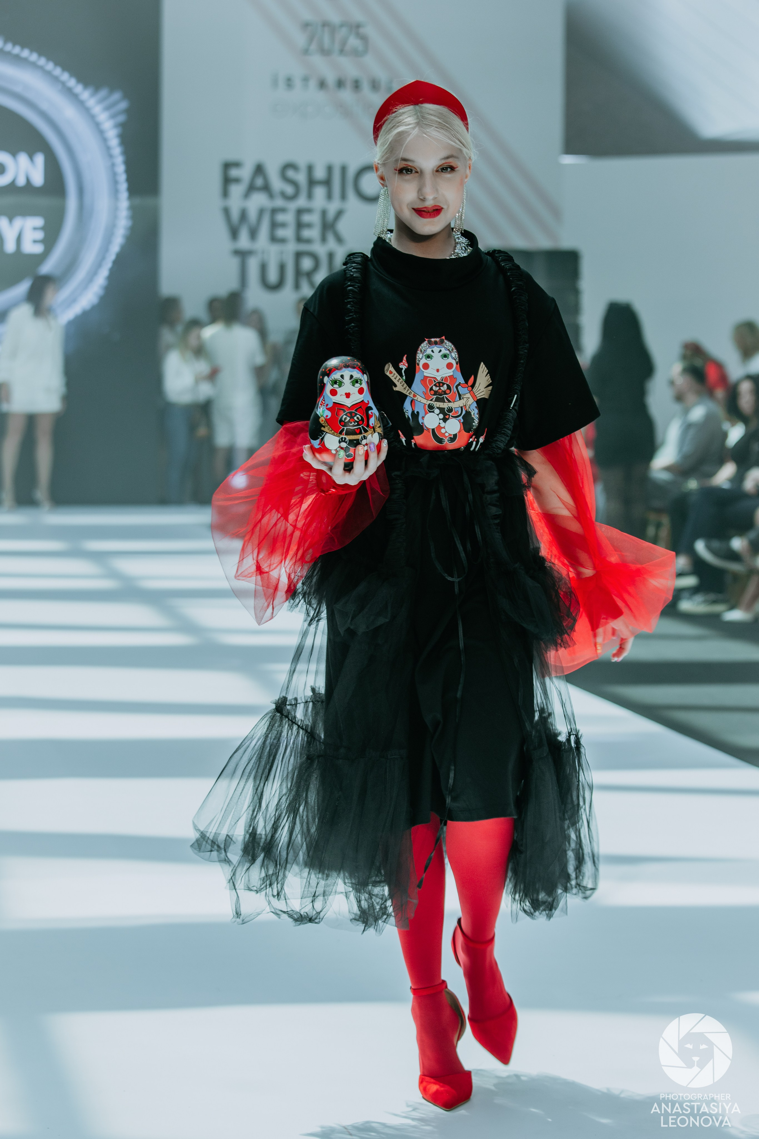 Fashion Week Türkiye [spring, 2025]. Anastasia Leonowa