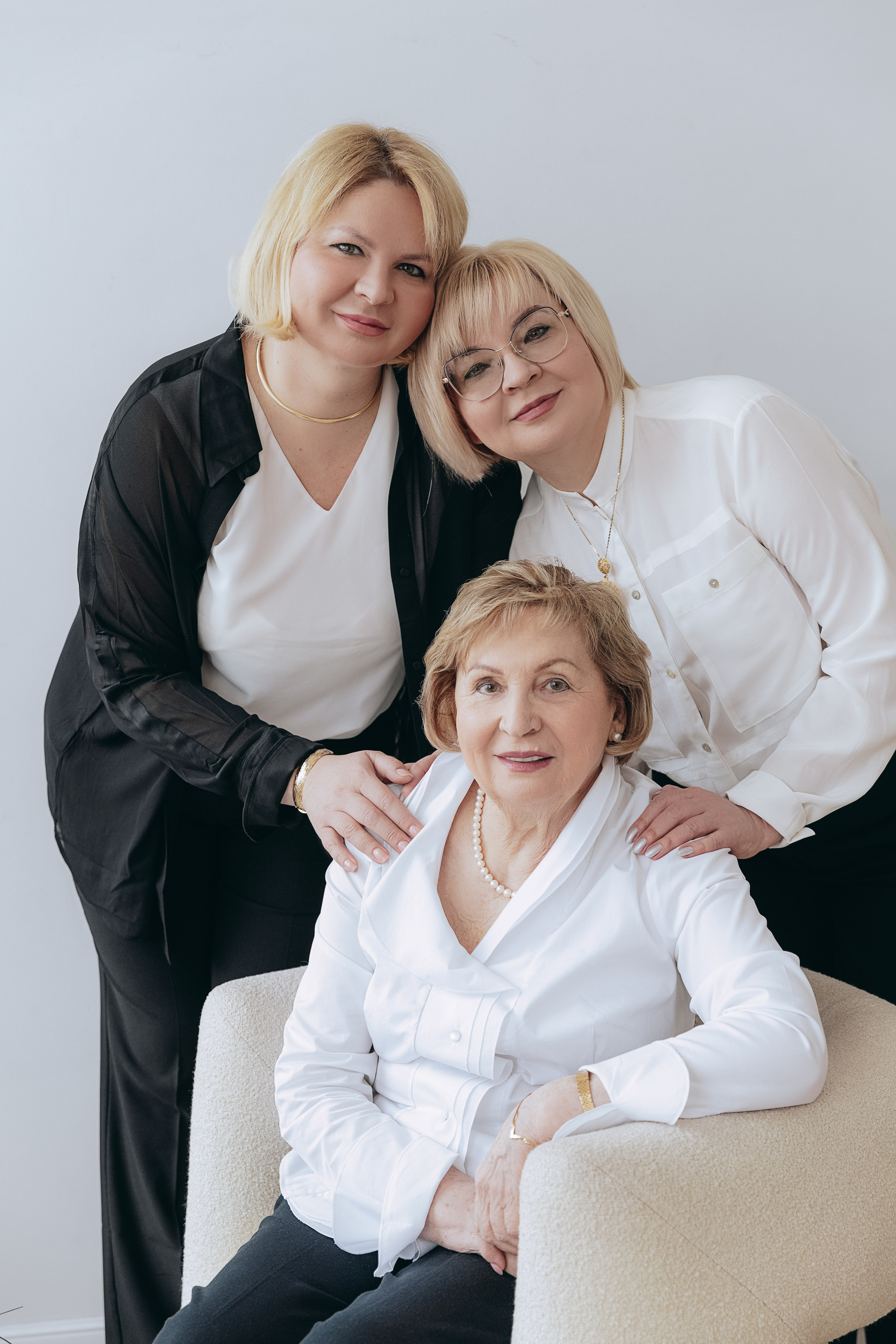 Юлия с родными. Семейный и портретный фотограф в Москве, Орехово-Зуево, Балашихе, Ногинске, Раменском