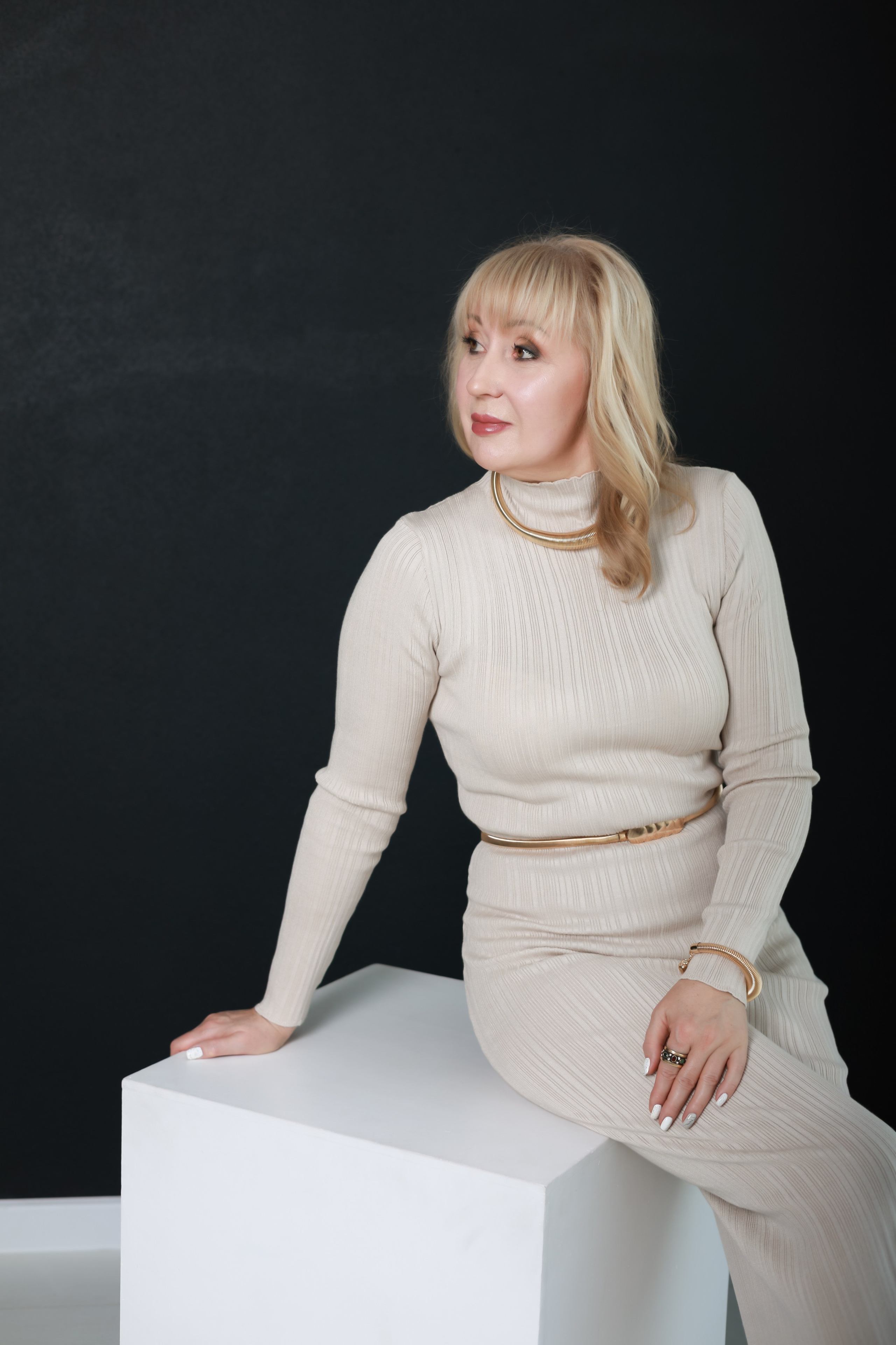 Индивидуальные съемки. Женские портреты. «ФотоЛерия» ФОТОГРАФ ВЫПУСКНЫЕ АЛЬБОМЫ