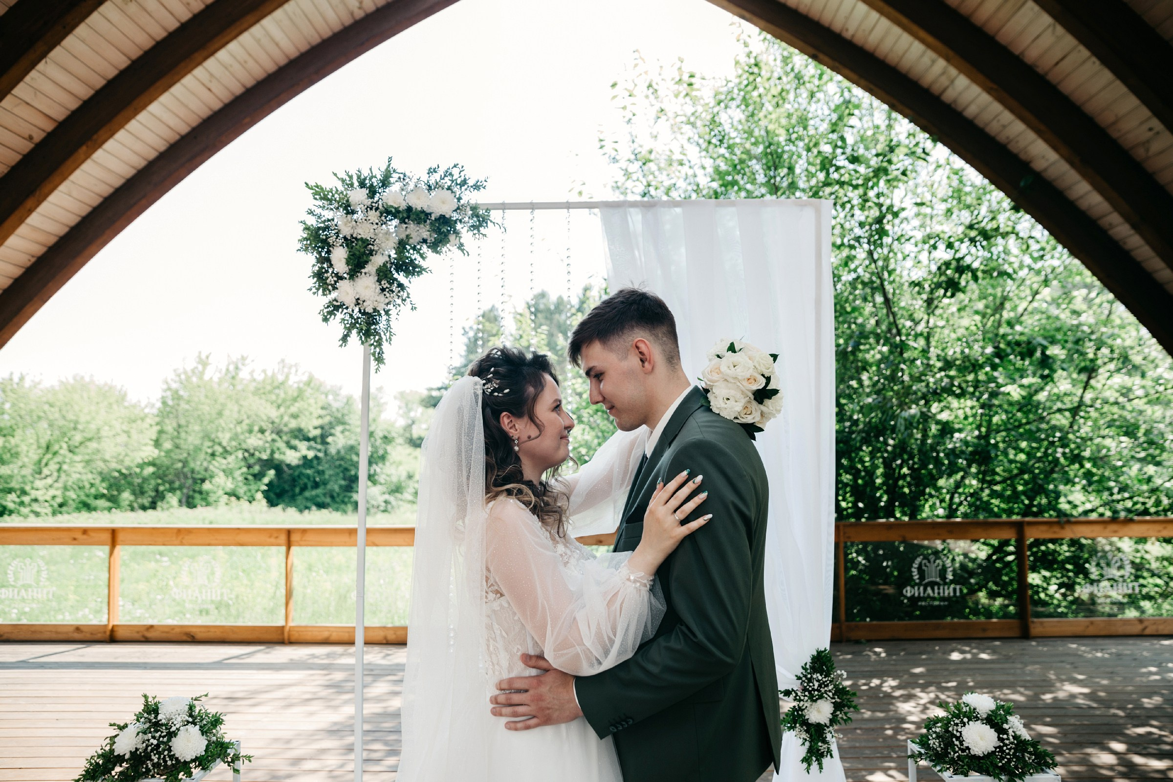 Виктор и Юлия. Свадебный фотограф Иркутск, репортажный фотограф Иркутск