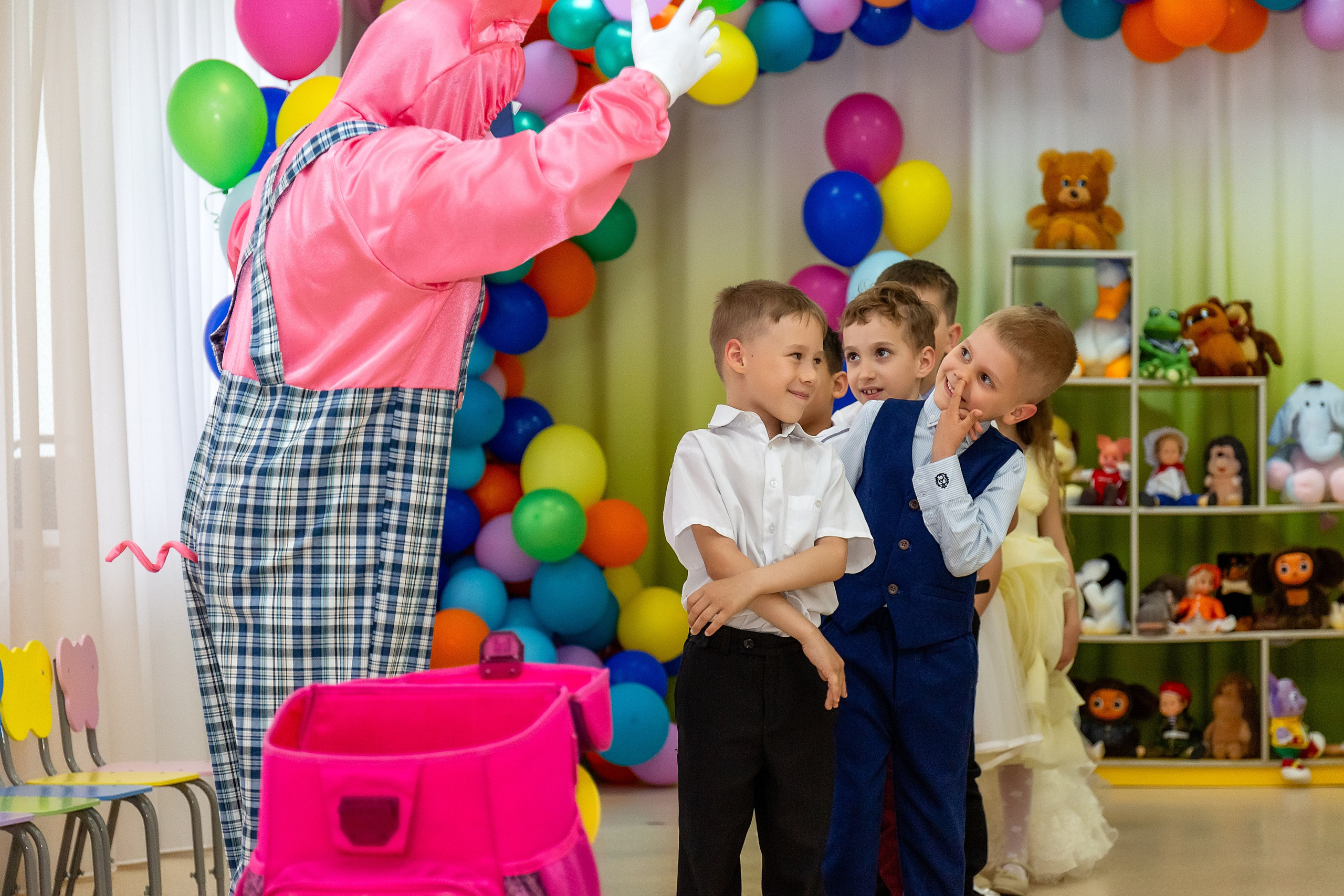 Выпускной. Детский сад «Тигрёнок». Стильный выпускной альбом Владивосток фотограф Вероника Мигачева
