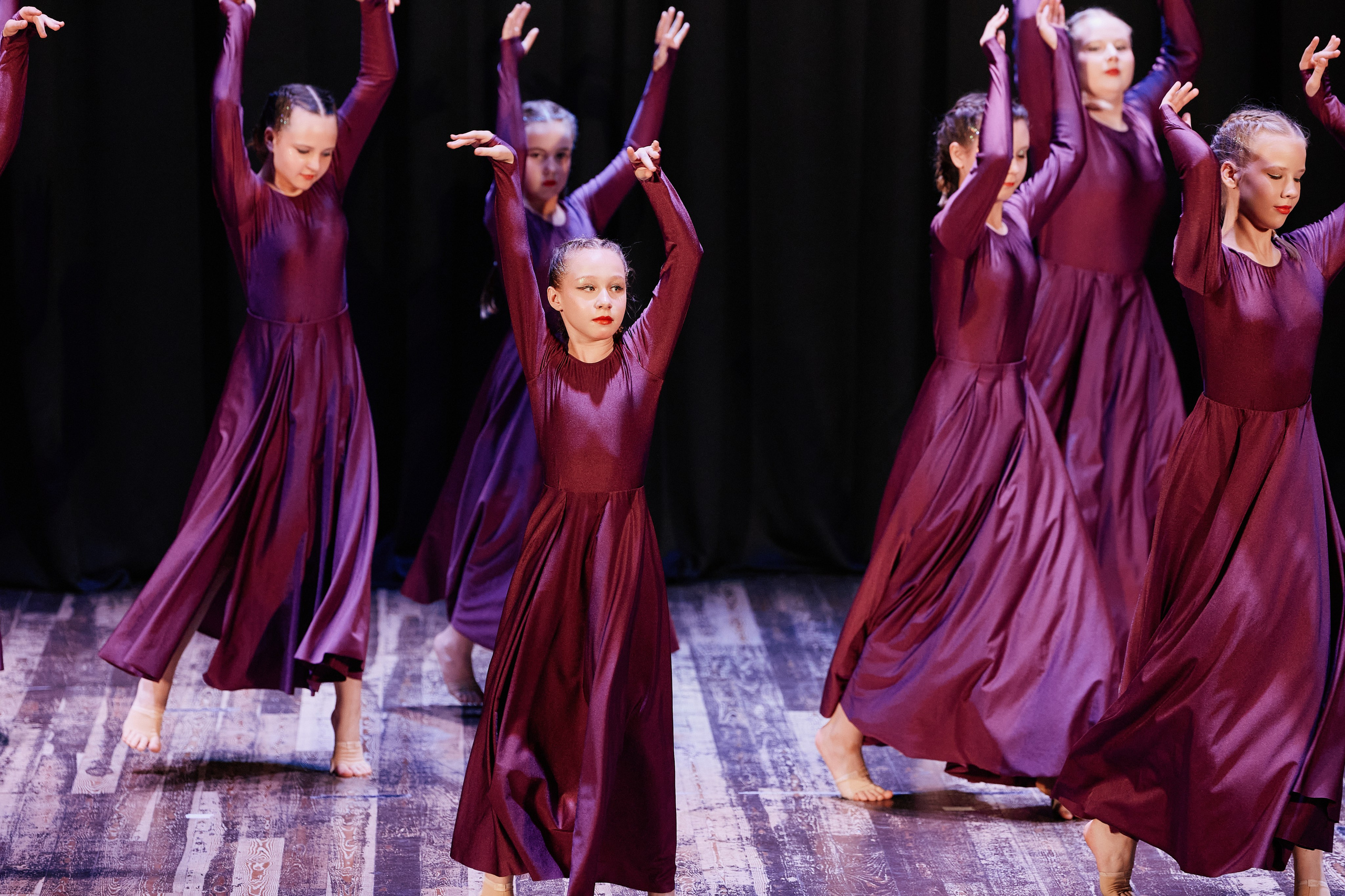 Концерт танцевальной студии Фиеста 08.06. Свадебный репортажный фотограф краснодар максим дремов дрёмов фотосессия студия цена