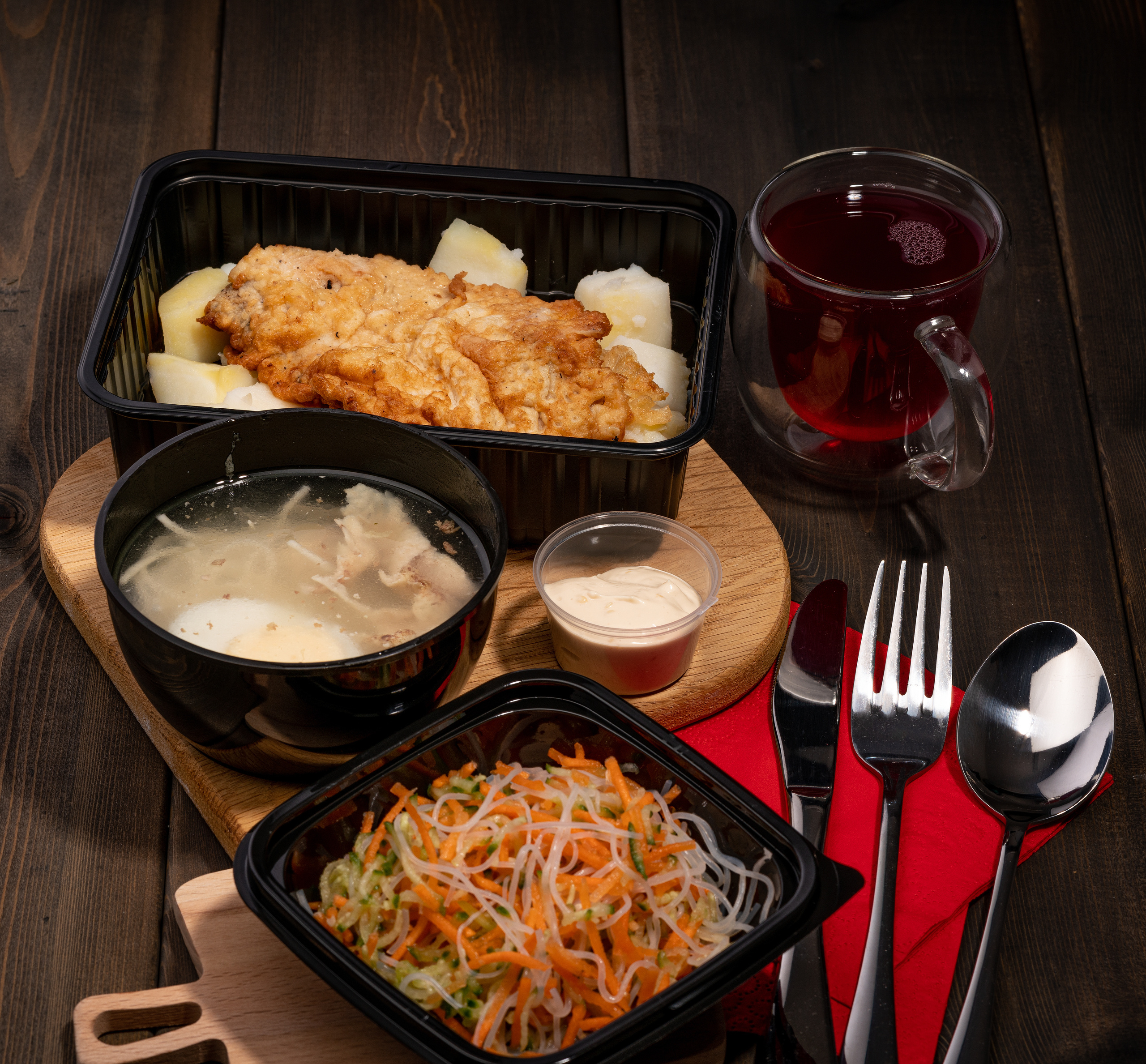 Фуд съемка. Еда в контейнерах. Еда на доставку.