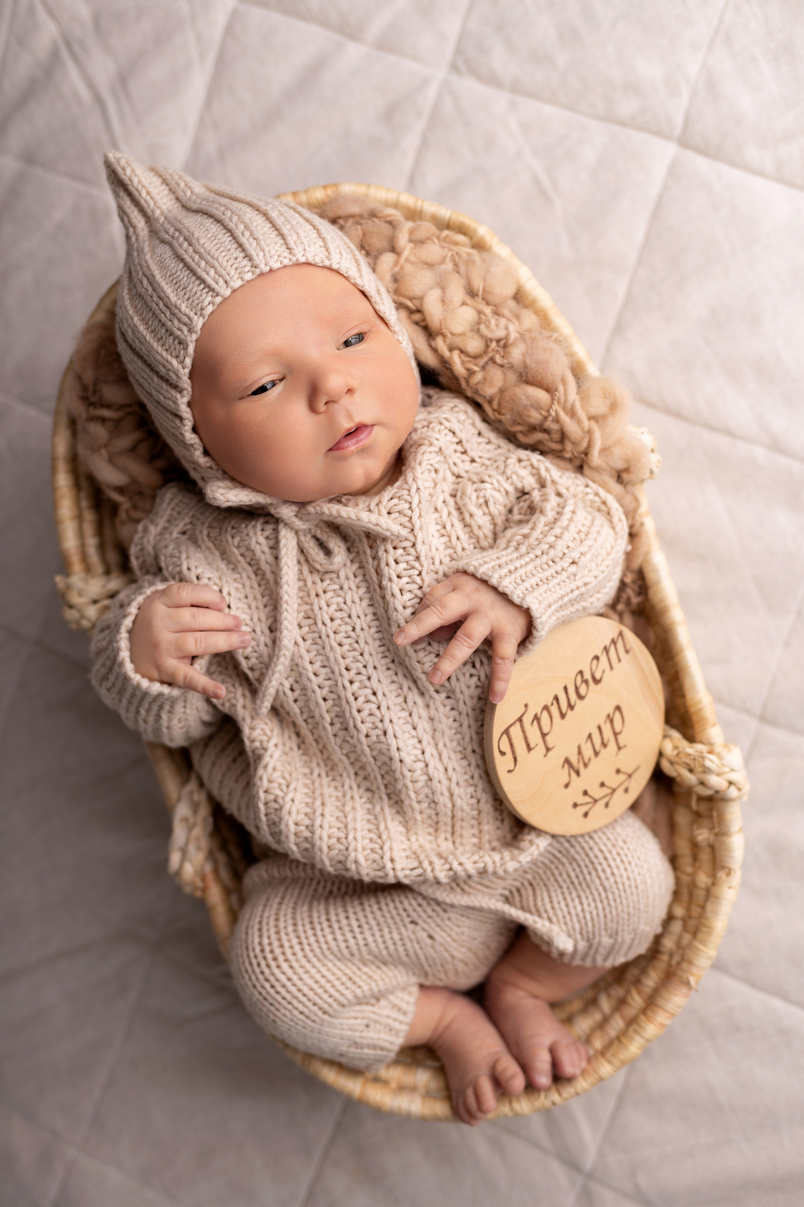 Newborn съемка в стиле Лайф. Фотограф новорожденных малышей в Омске и Омской области Эльвира Камаева