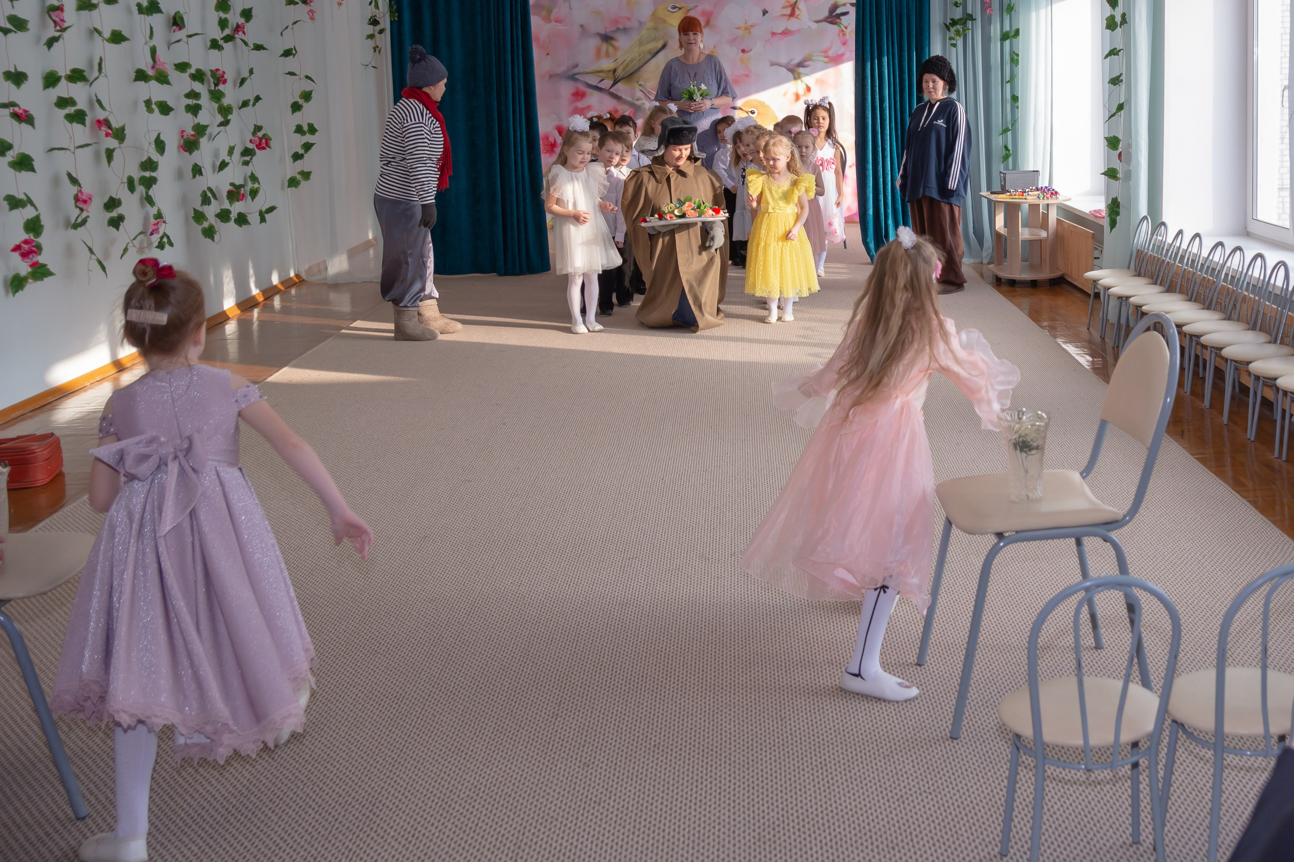 Весенний утренник