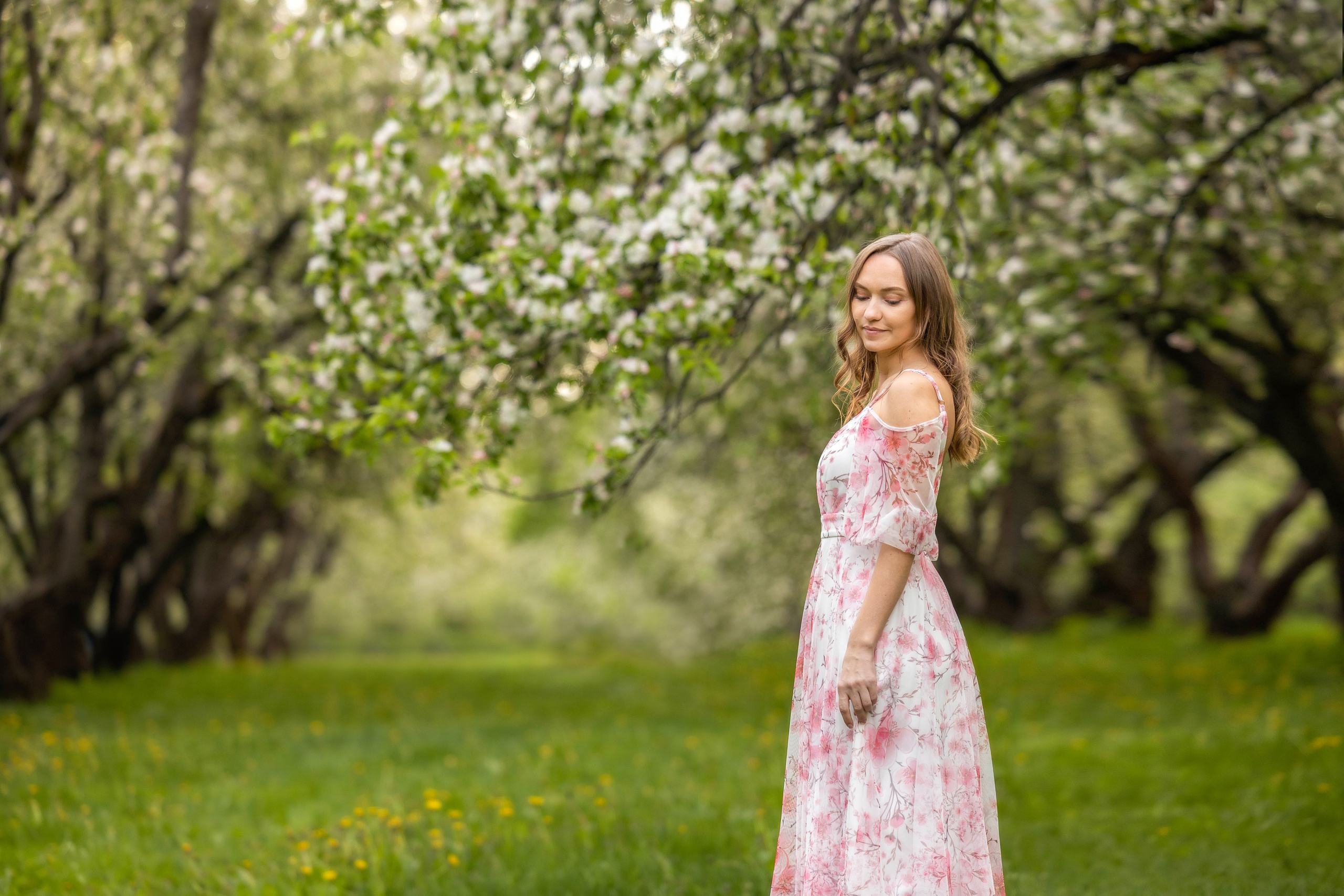 Фотосессия в яблоневых садах