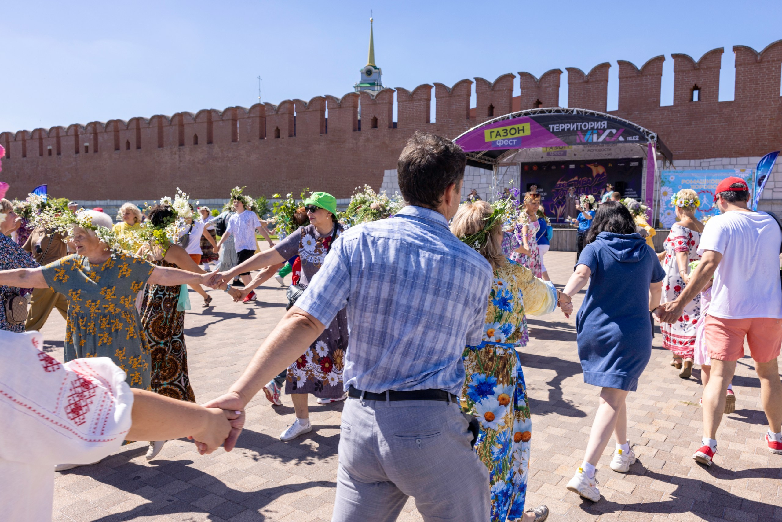 Фестиваль «Ромашковый хоровод». Северная ходьба. Фотограф в Туле Крупский АнДРей. Фотостудия «КАДР71» в Туле