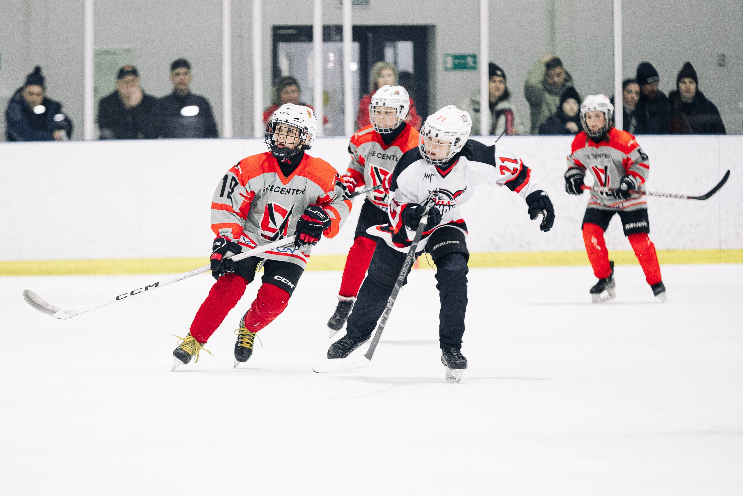 Первенство Тюмени по хоккею. MIG — студия спортивной фотографии Михаила Голянского