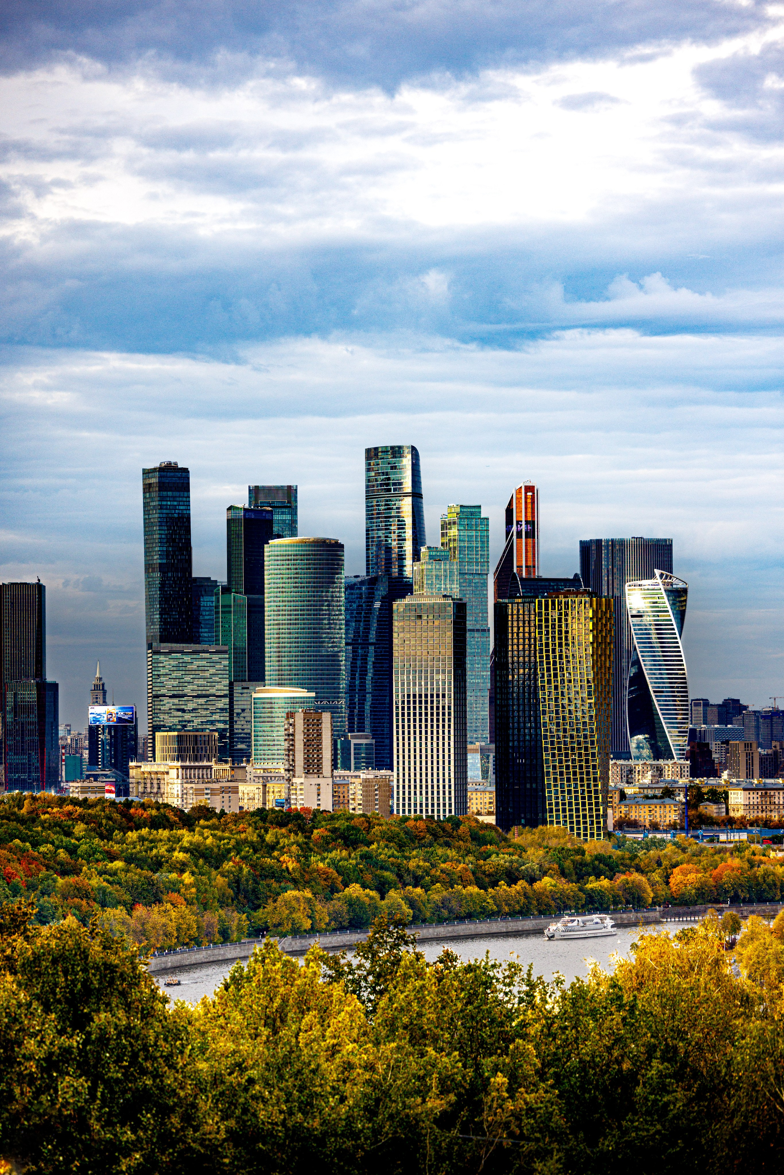 Воробьевы горы. МГУ. Осень 2025. Фотографирую жизнь! Московский фотограф волонтер