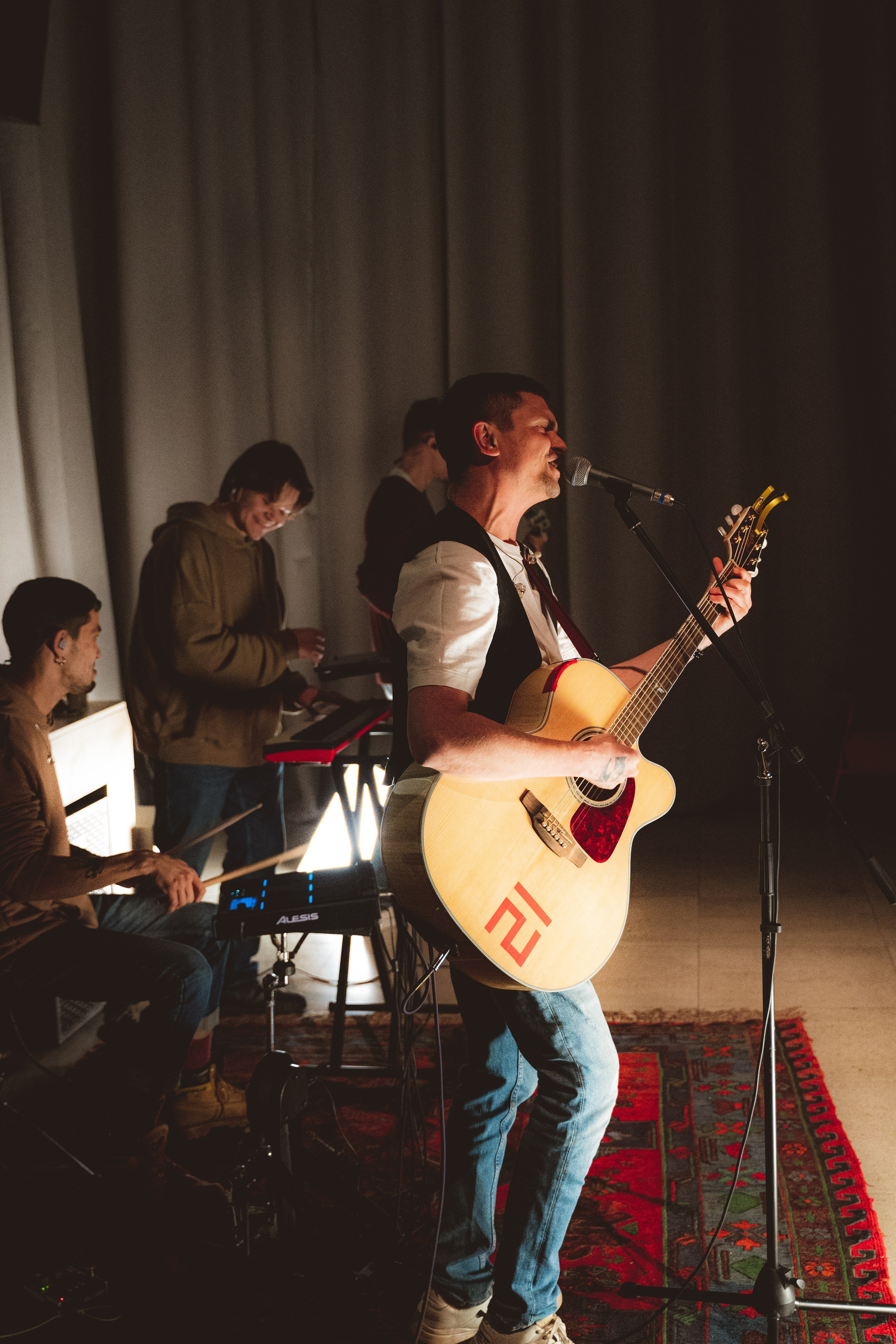 Квартирник в Ко-воркинге «Люди». Свадебный и репортажный фотограф в Уфе| Осетрова Ольга