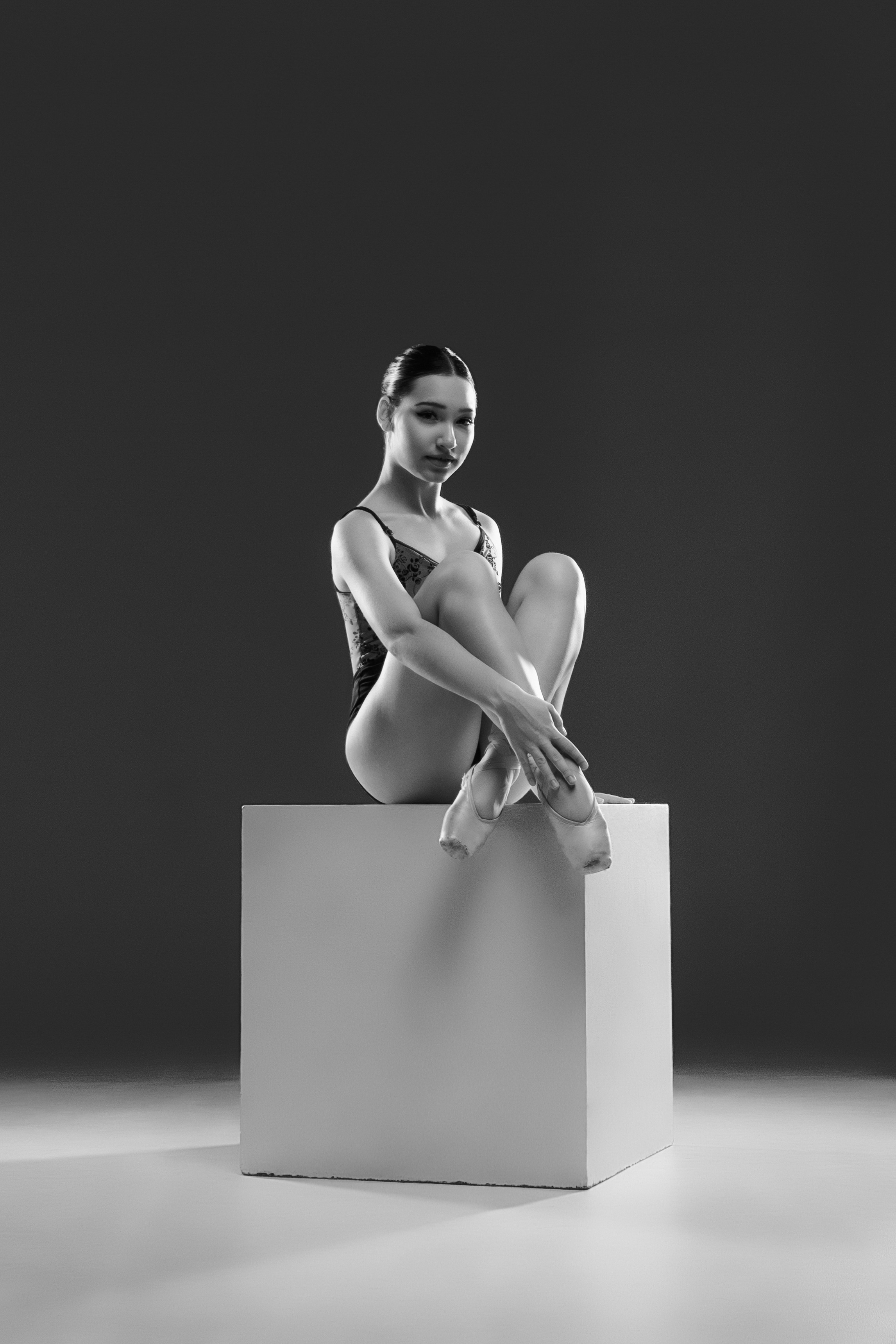 Гимнастика и балет. Фотограф беременности в Тюмени Любовь Докучаева