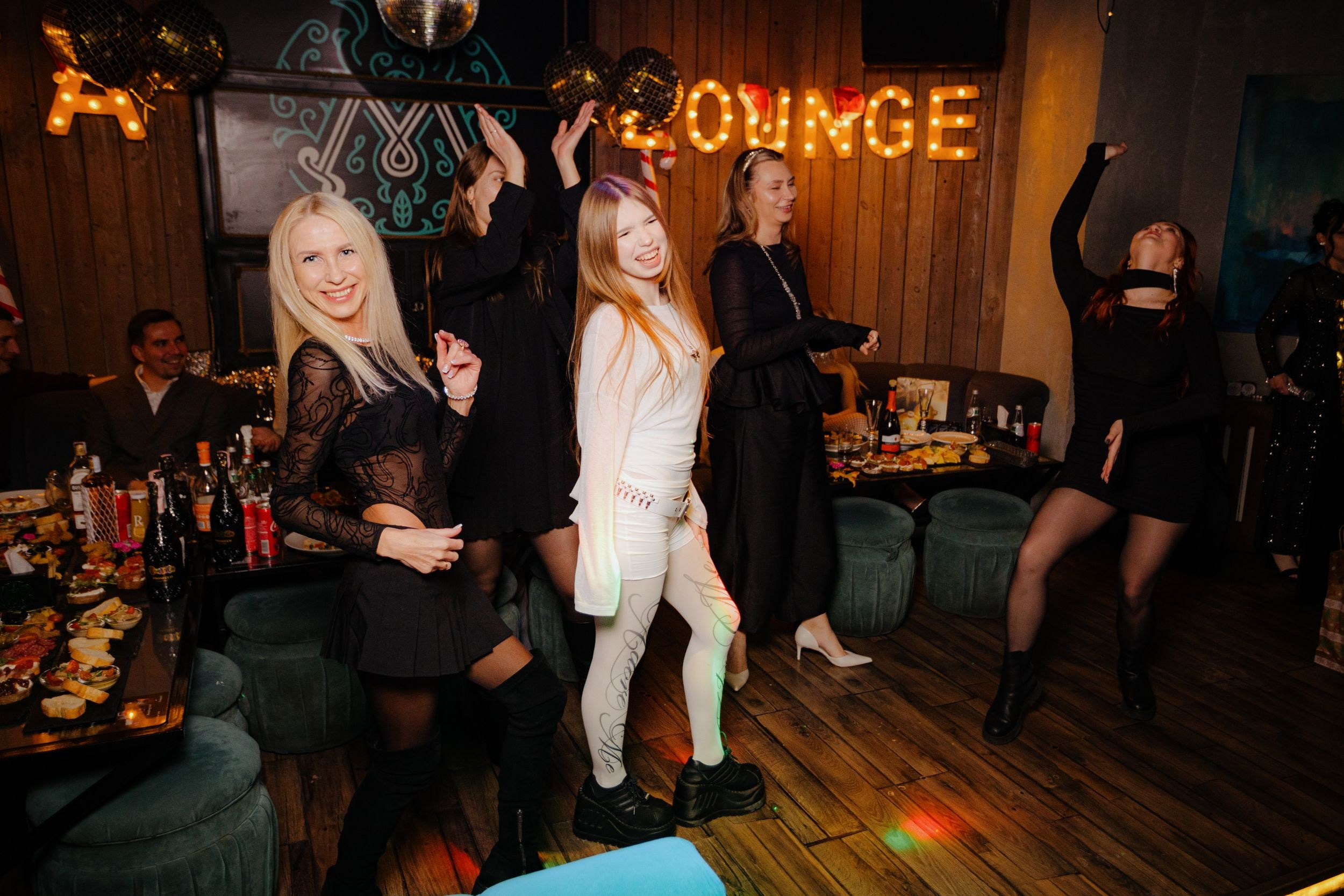 New Year 2026. Мята Спортивная — Кальянная, караоке, бар в Минске