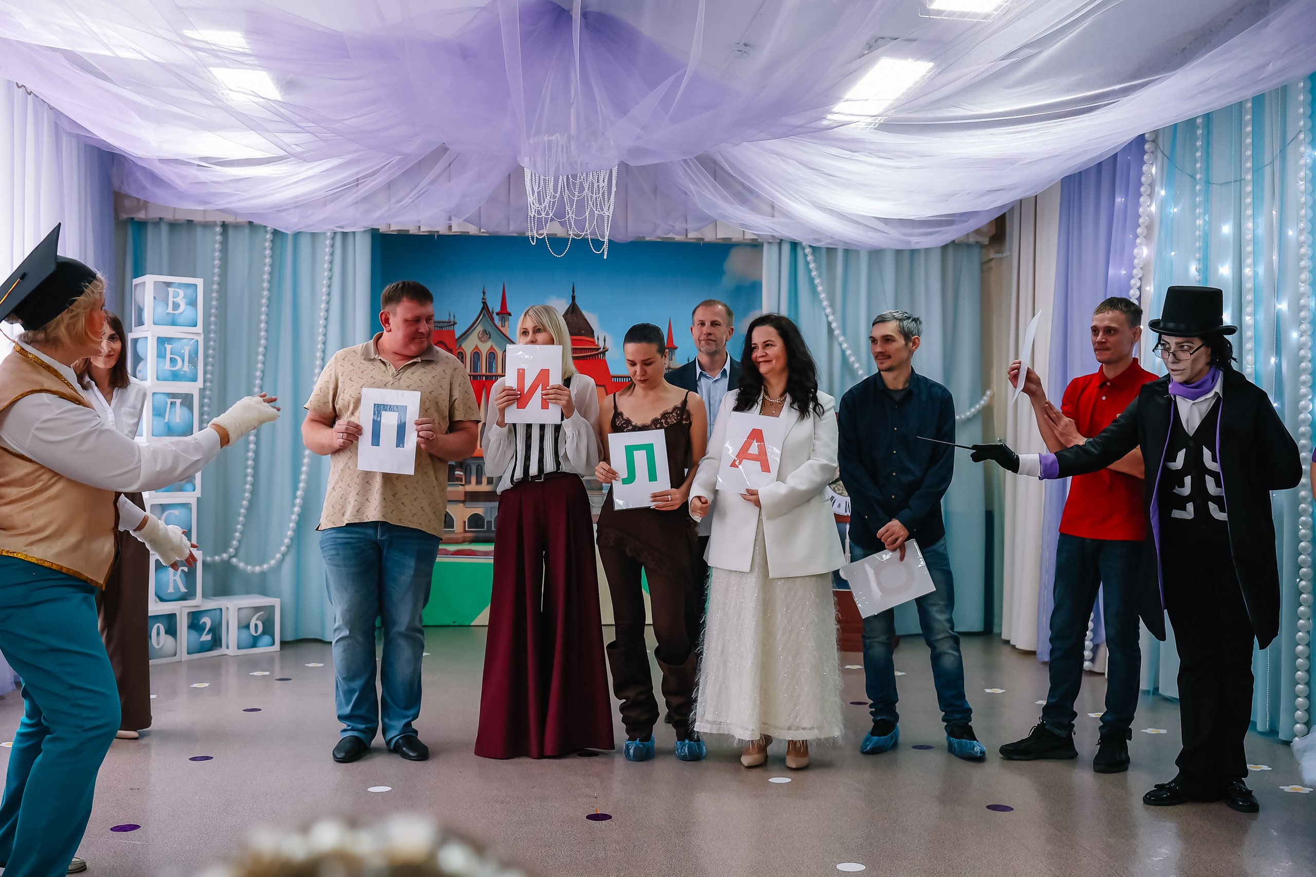 Семейный и детский женский фотограф в Новосибирске | Алёна Малахова продолжение следует  выпускные альбомы