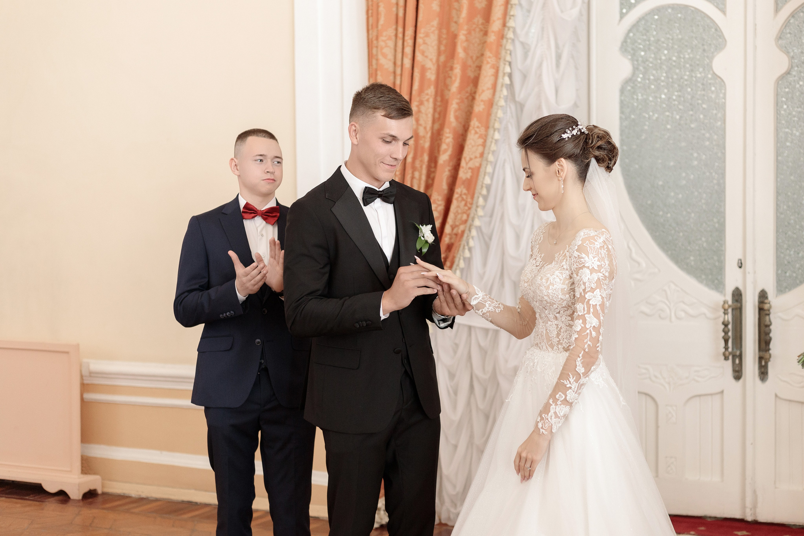 Илья & Екатерина. Свадебный фотограф в Астрахани. Фототуры по Астрахани и в горы Кавказа