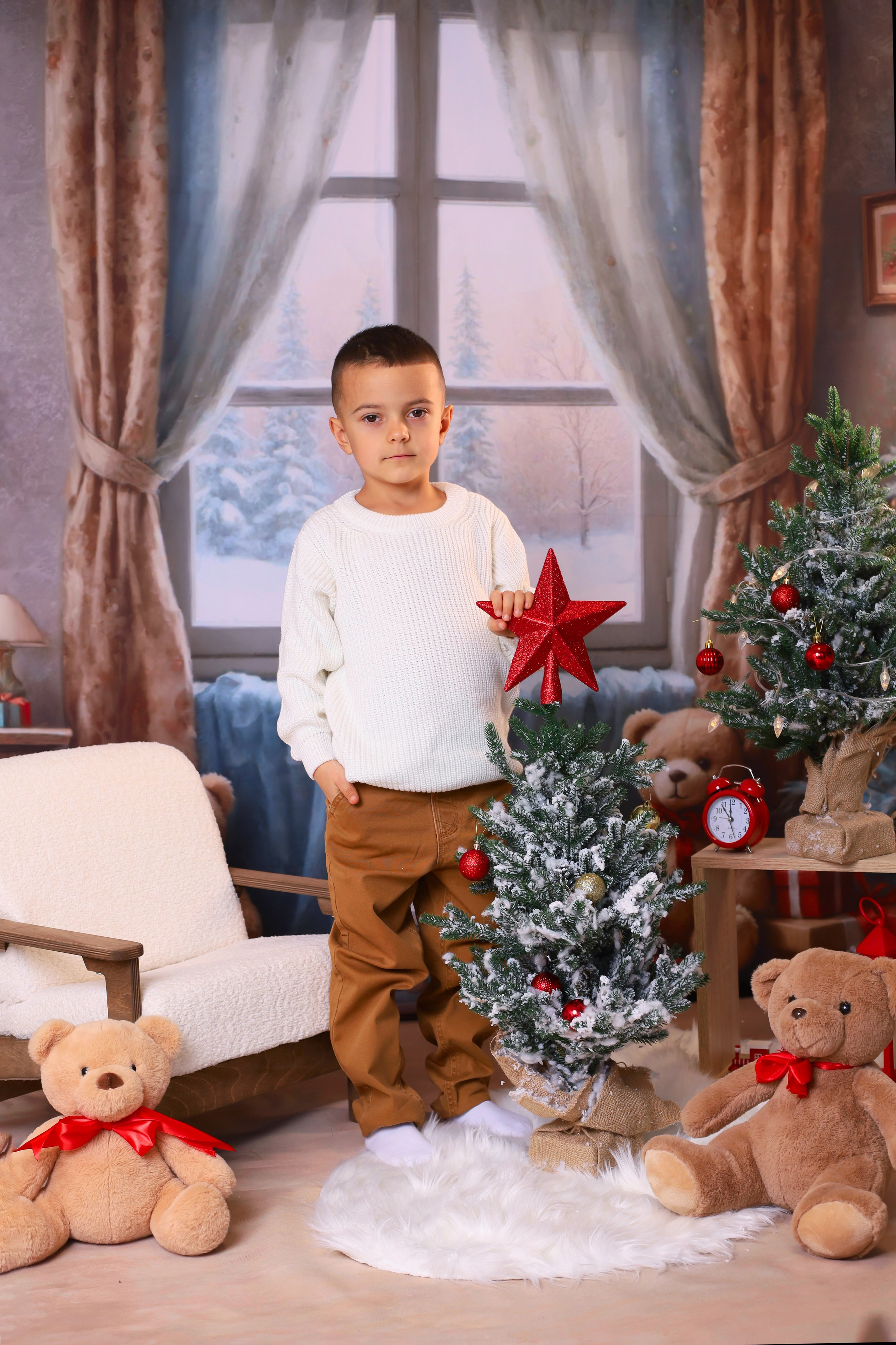 Новый год с мишками. Выпускные альбомы в Таганроге и Ростовской Области