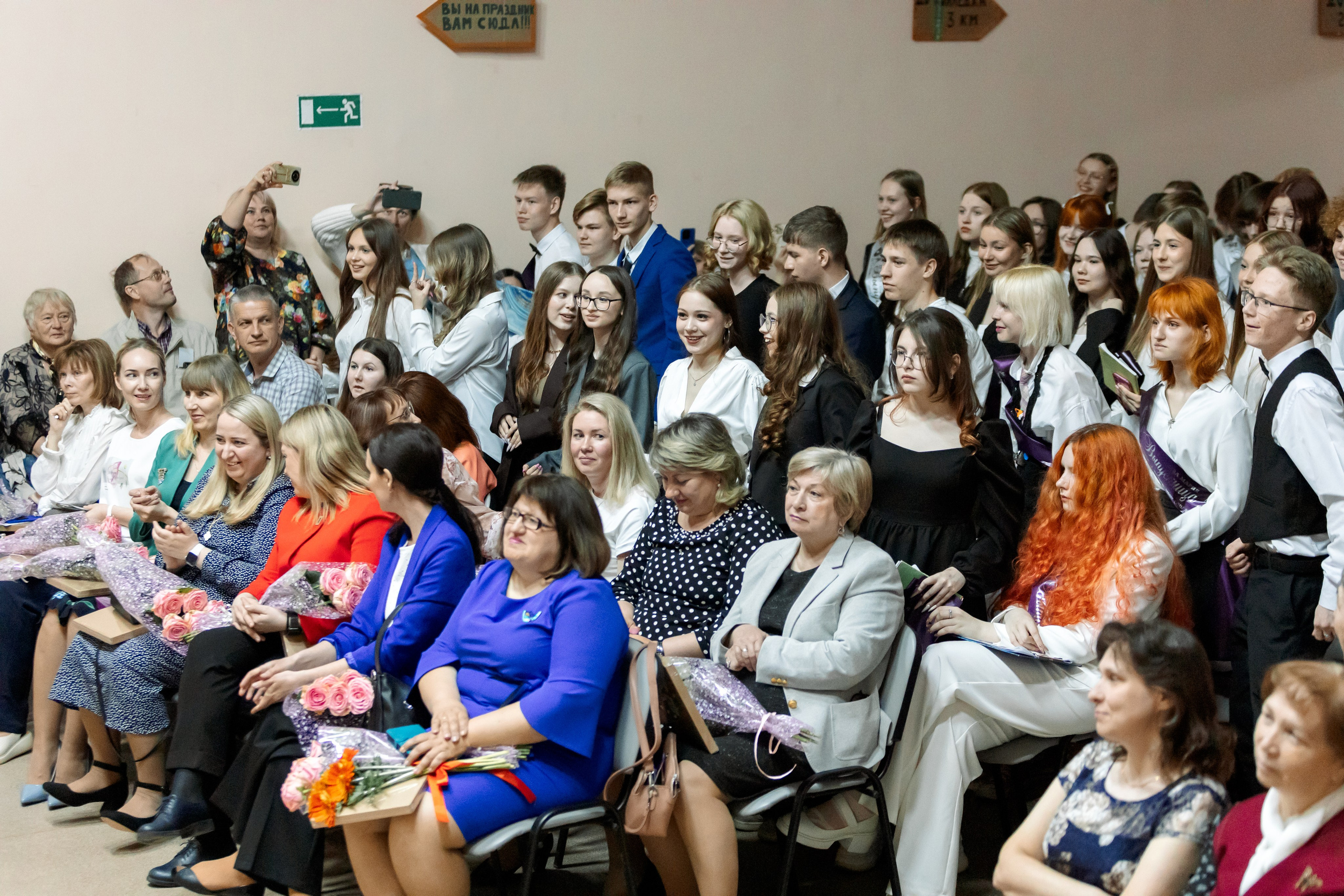 Выпускной шк 88 9-е кл. 24.05.2024. Свадебный и Семейный фотограф г. Ижевск Гульназ Солдатова. Гульназ фото