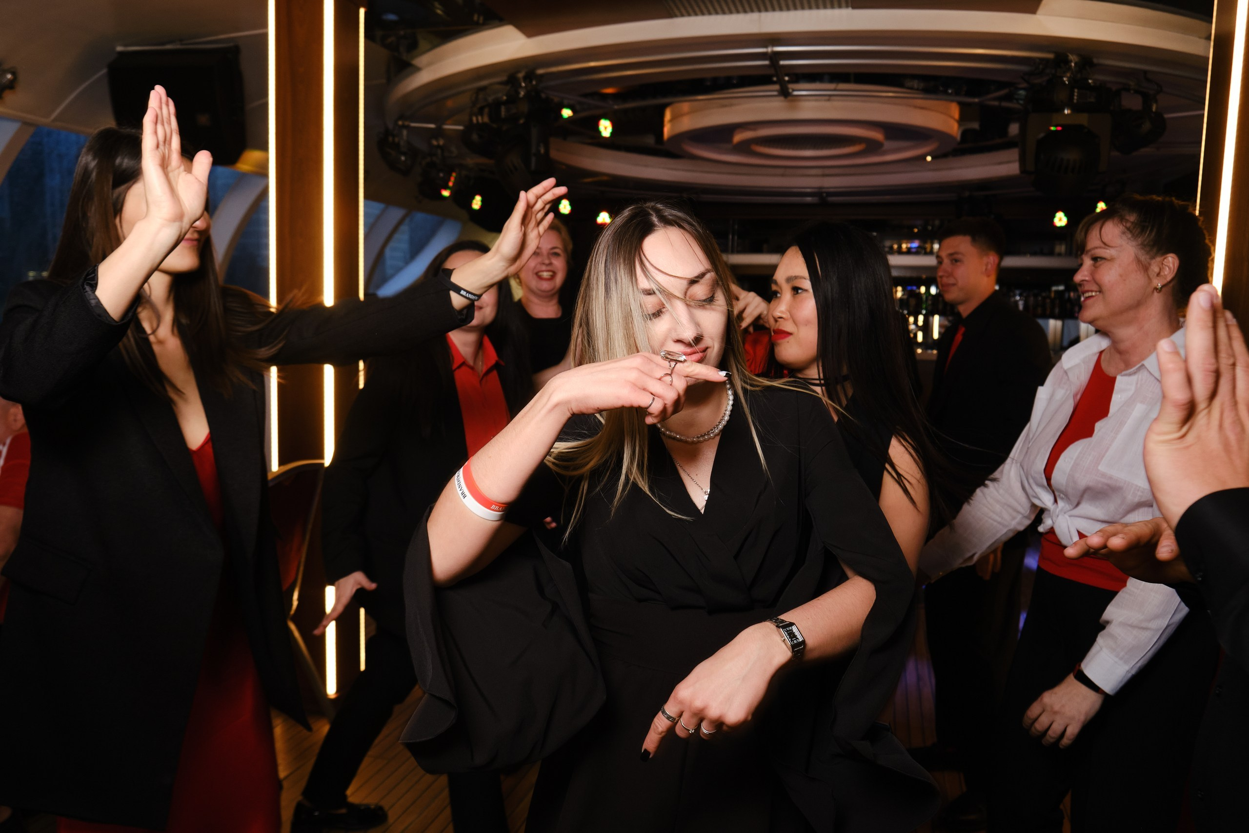 Корпоратив BrandSmart. Репортажный фотограф в Москве Денис Тамко