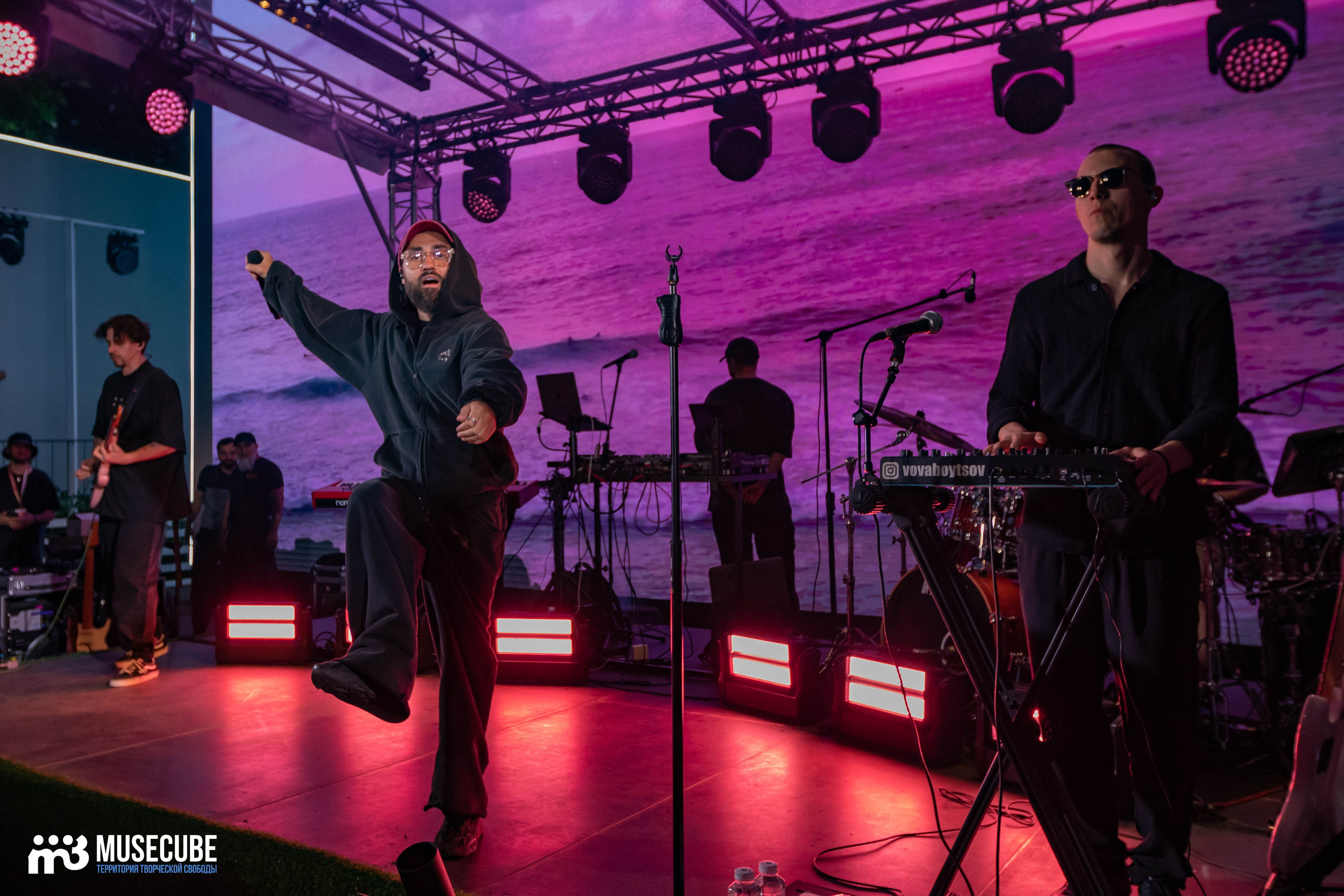 МОТ. Концертный фотограф