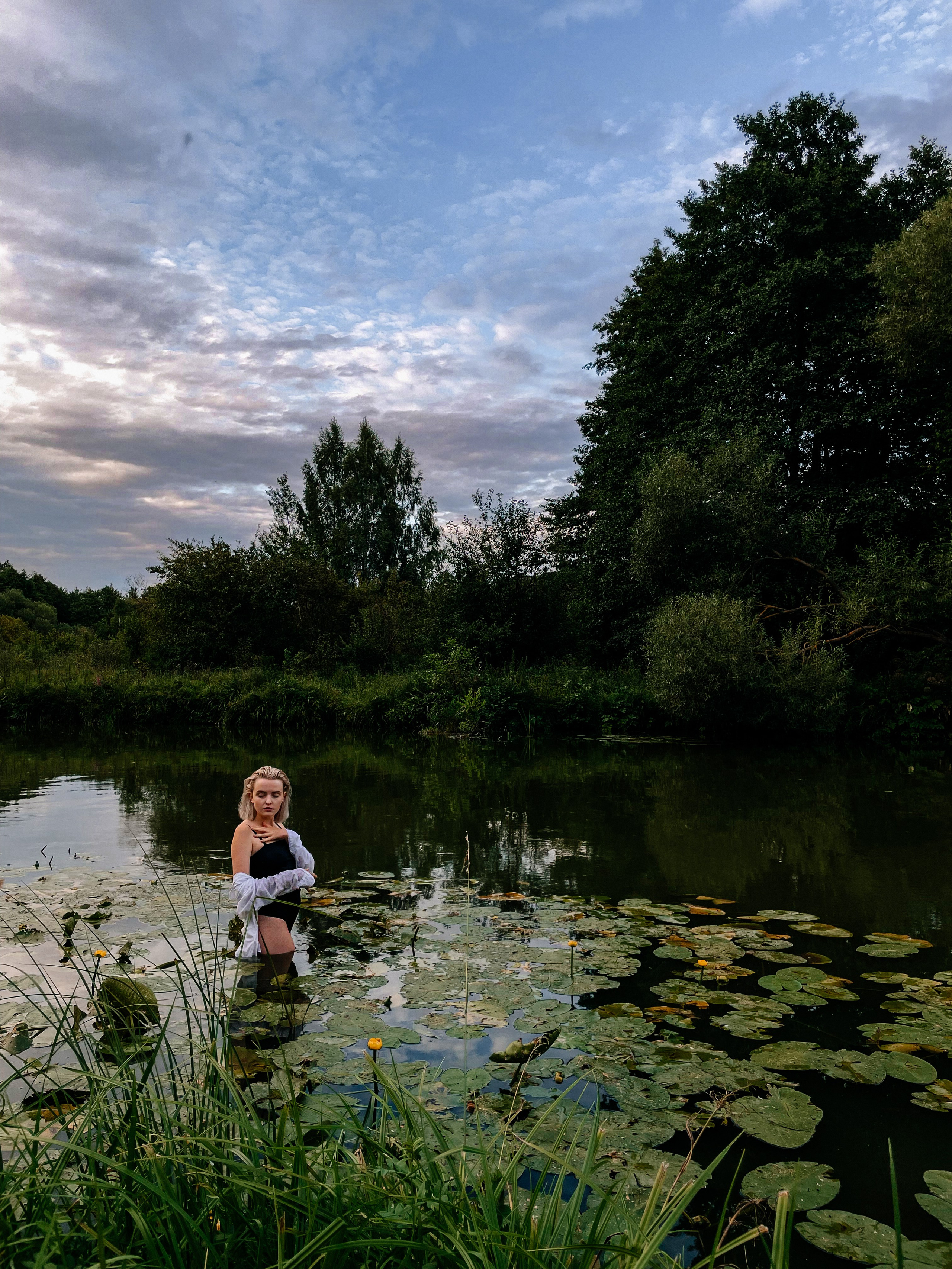 Съемка в воде. Марта Корженко — фотограф, контент фотограф, визуализатор бренда