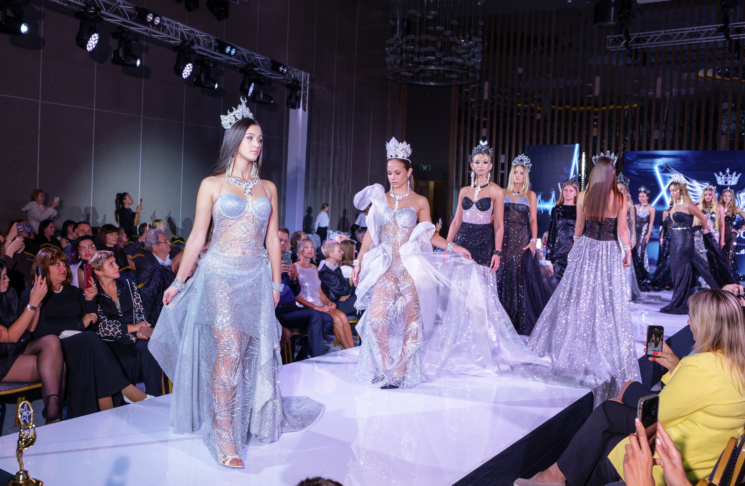 BITVA BRENDOV -модный показ. Сайт фотограф в Керчи Кислый Юрий