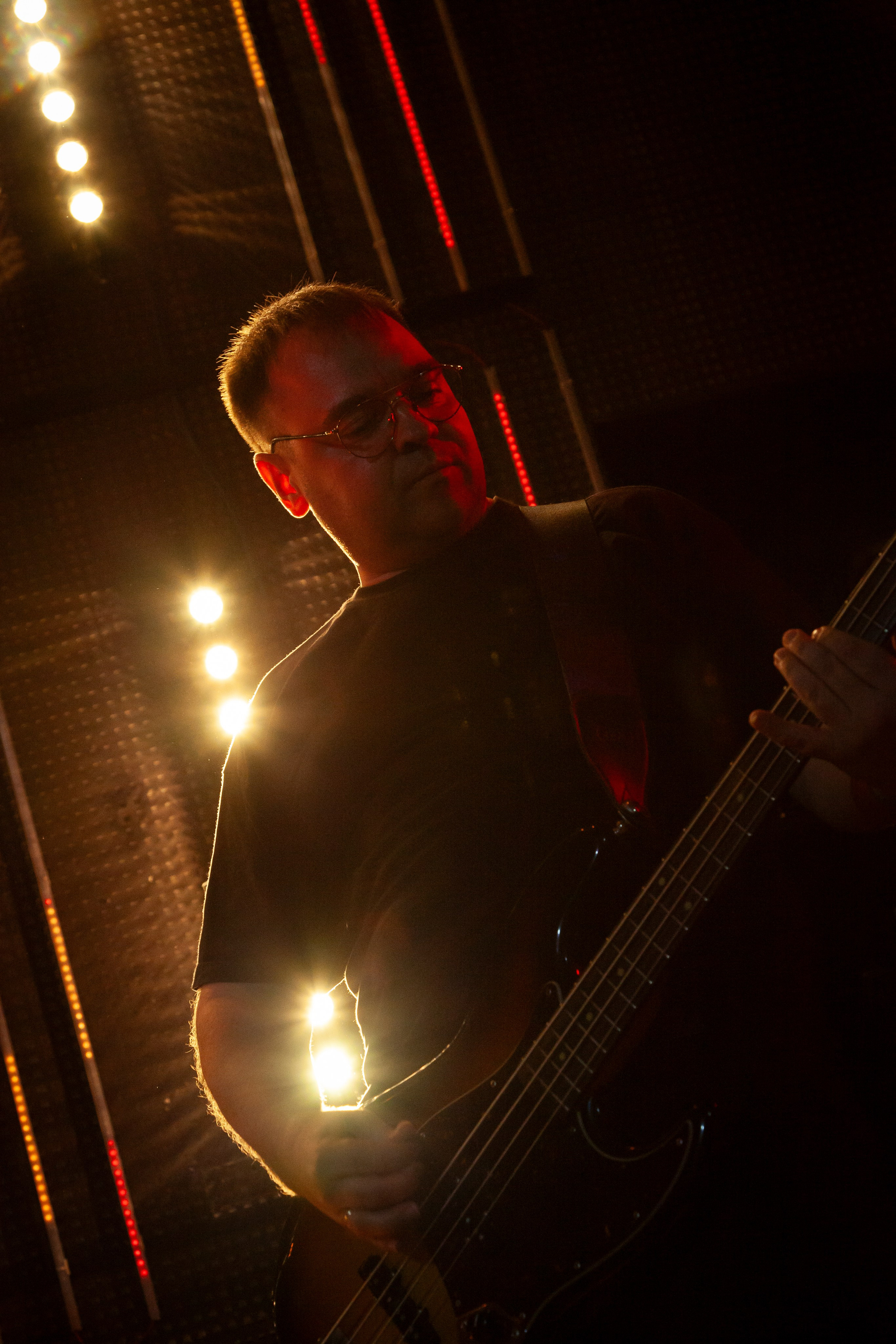 Рок-концерт. Reborn.19.09.25. Профессиональное фото в Казани: от идеи до результата. Фотограф Яна Мур