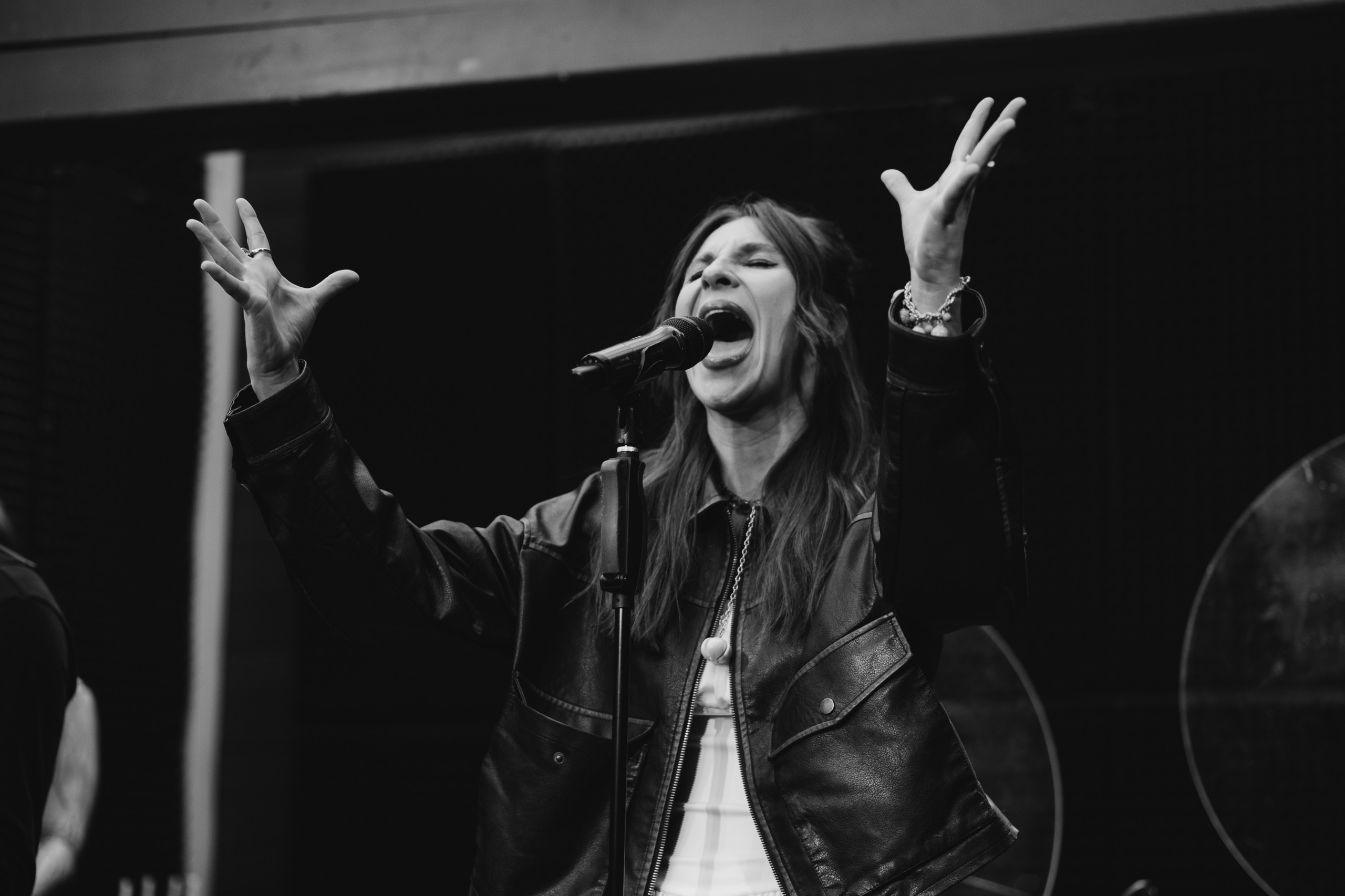 Концерт «Английский лётчик» от вокальной школы «Сигнон»