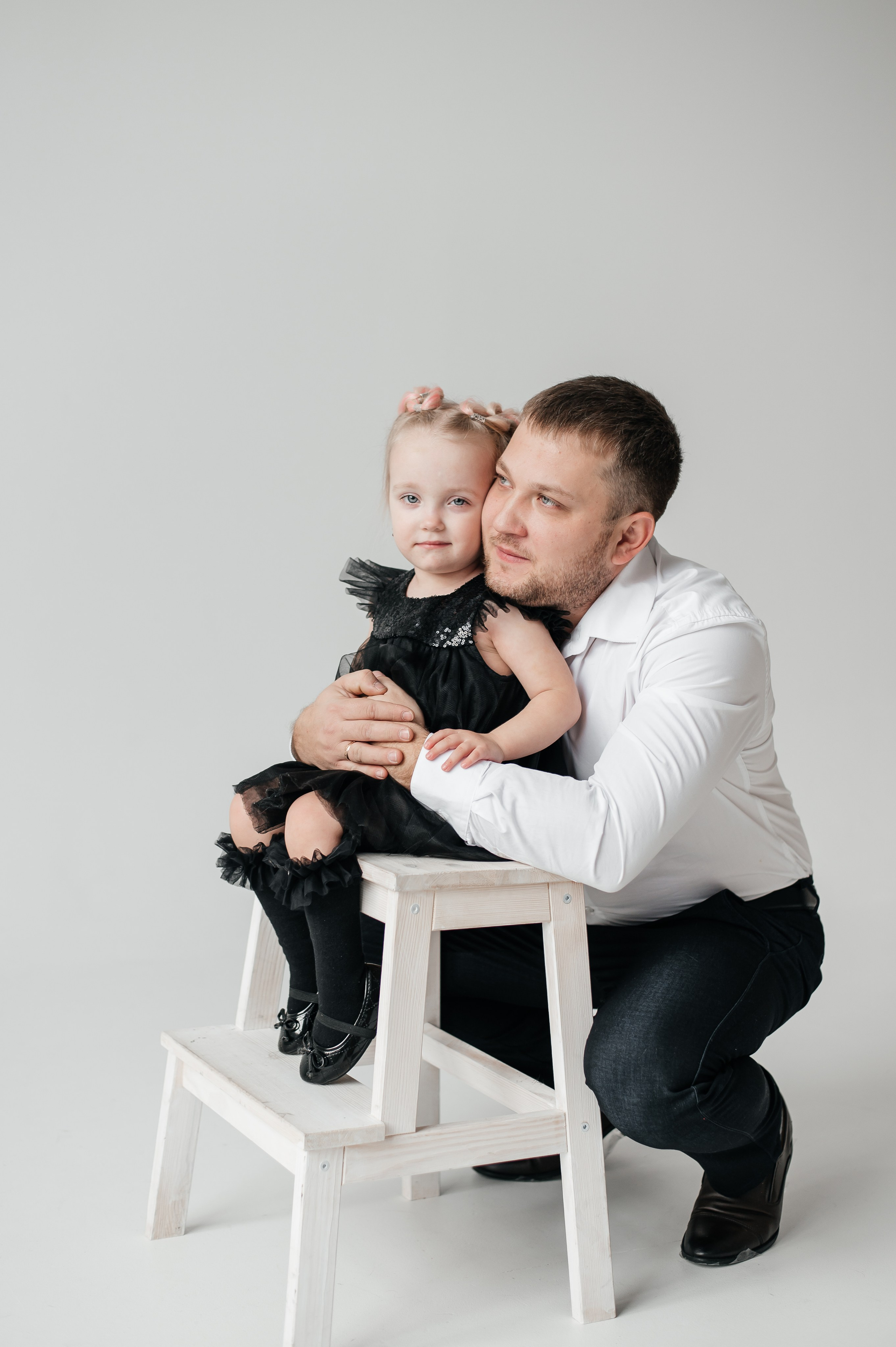 Смотреть в одну сторону. Свадебный и семейный фотограф в Красноярске Виктория Тимонина