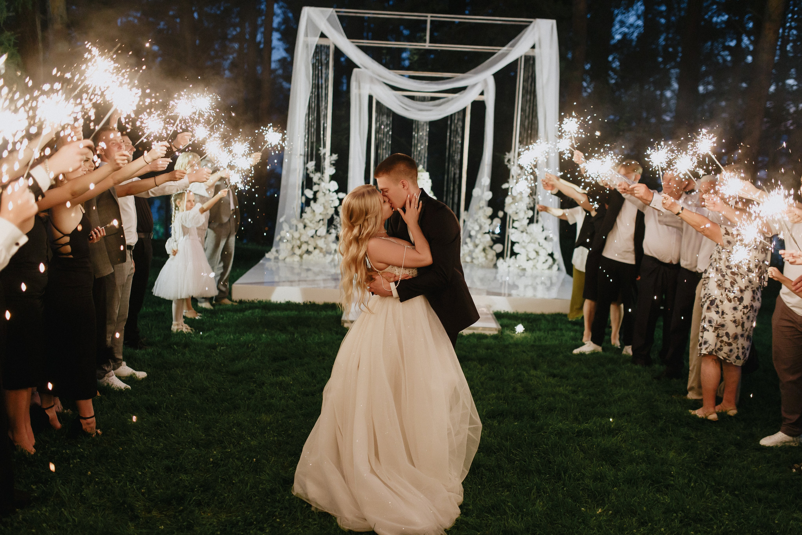 Алексей и Алена. Фотограф Иркутск Антипин Сергей