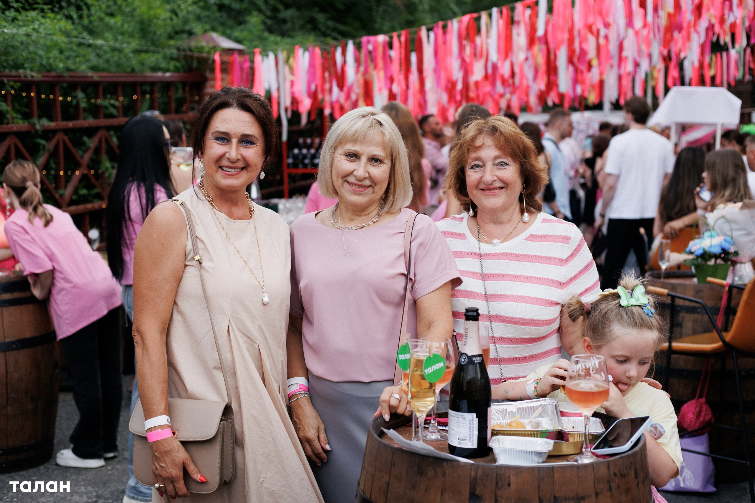 ВИНОТЕКА [бар+магаз] — BIRTHDAY PARTY. СВОИ. ФОТООТЧЕТЫ-СОБЫТИЯ-МЕСТА