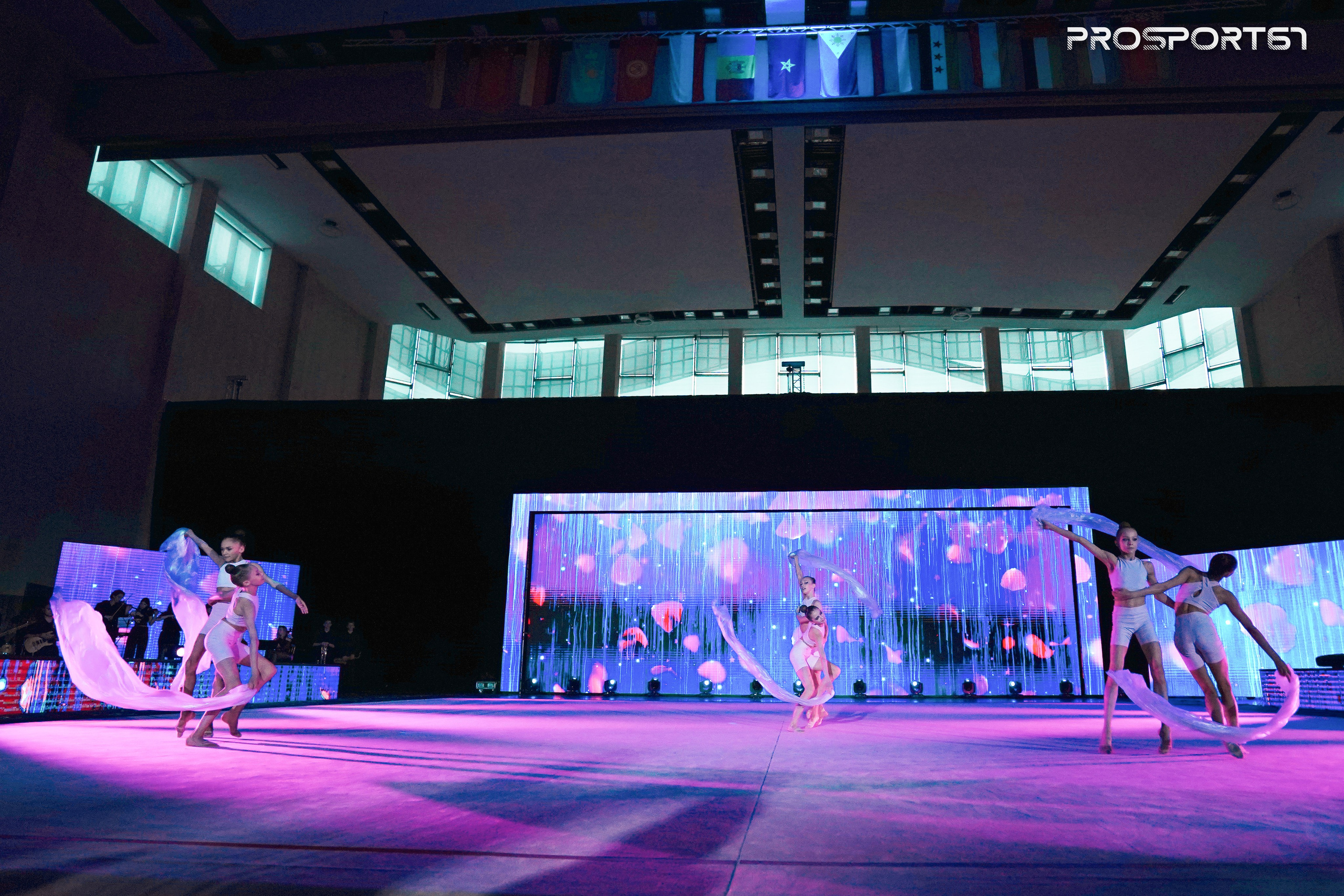 Закрытие. Хрустальная роза 2025 г.Минск. Спортивный фотограф Олег Медведев | prosport67 | Смоленск