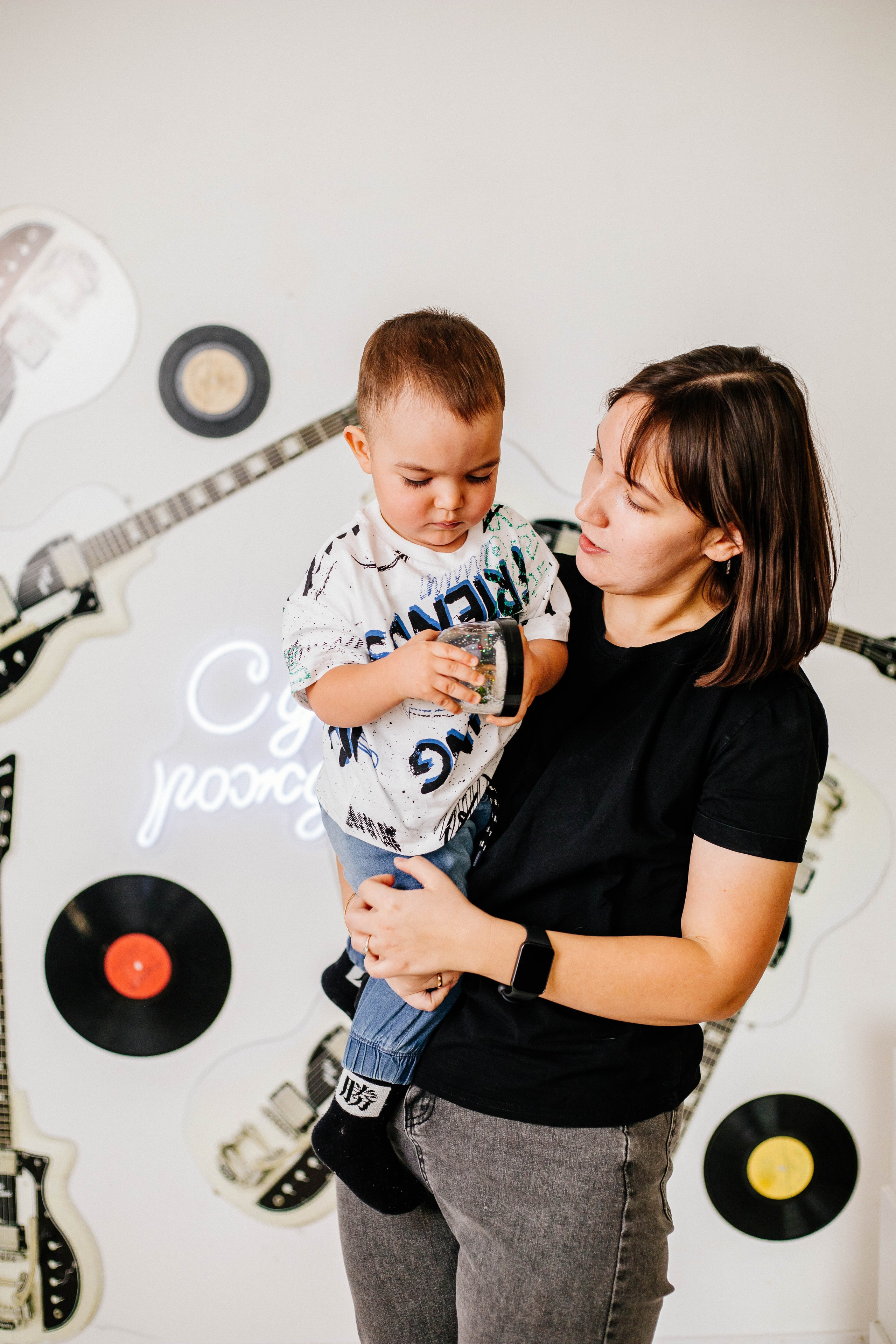 Лев с семьей. Рыжова Тамара