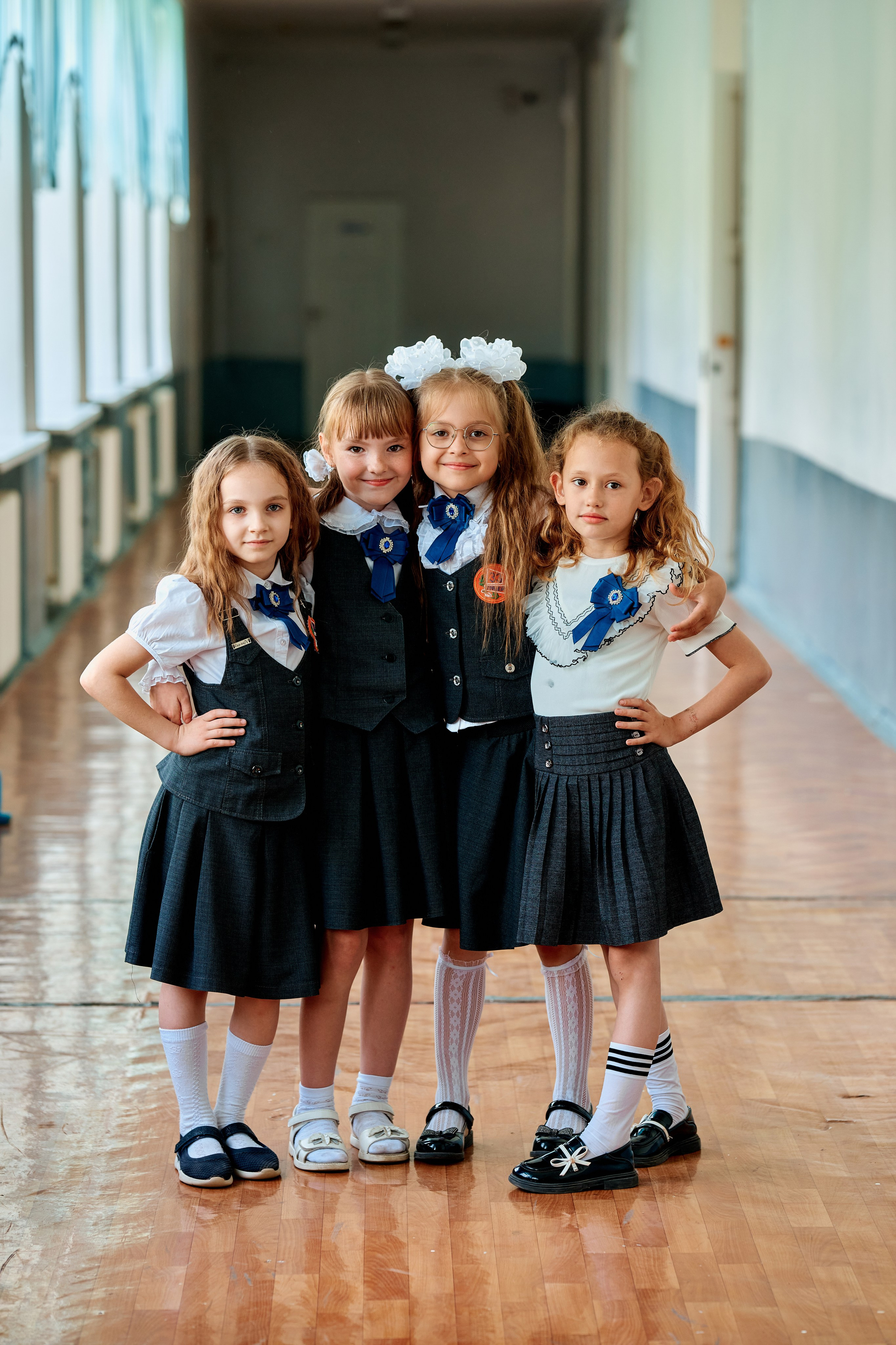 Съемка для альбома с 1-4 класс. 1 класс 33 лицей. Фотограф Таганрог Анна Трайжон